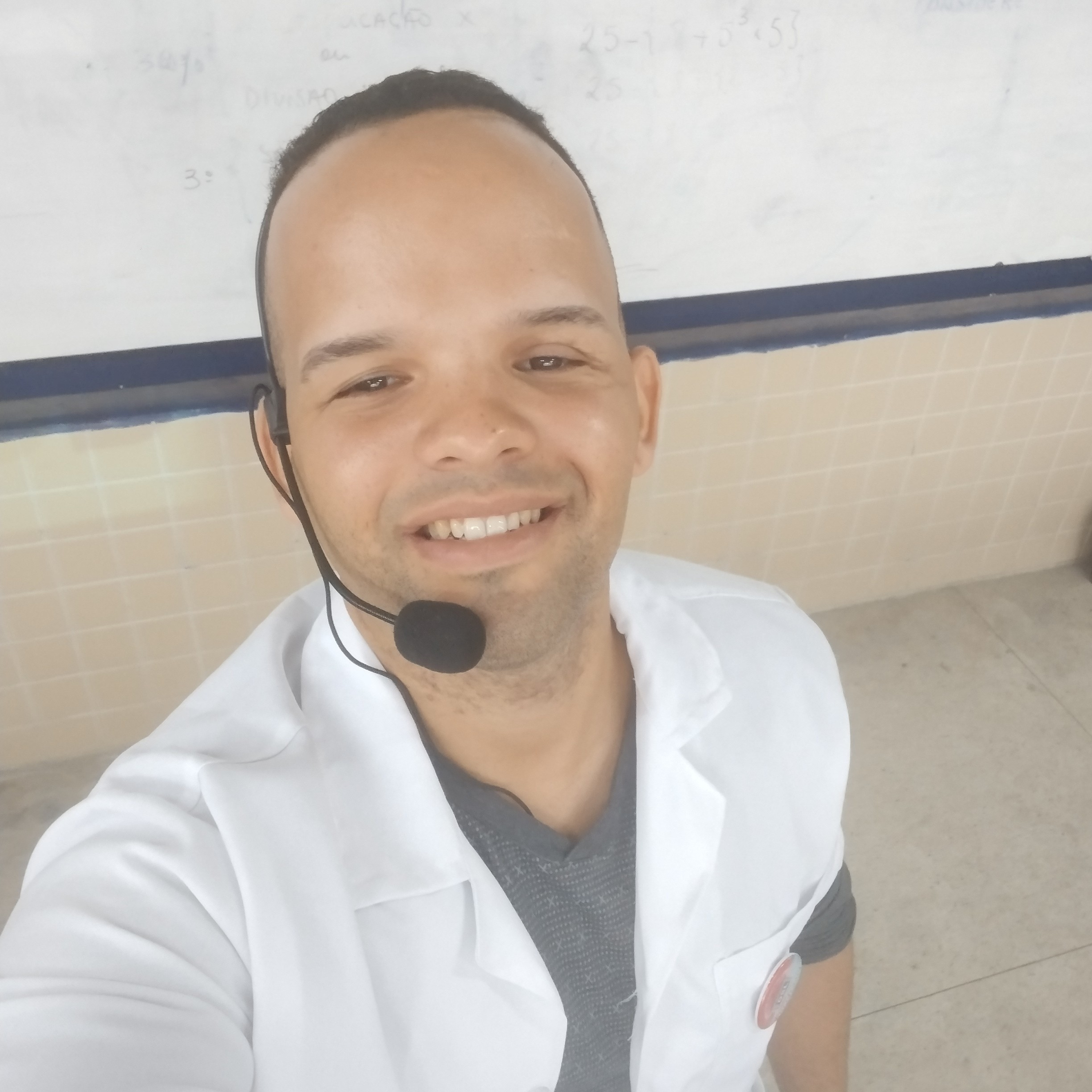 Professor Luiz Henrique Candido