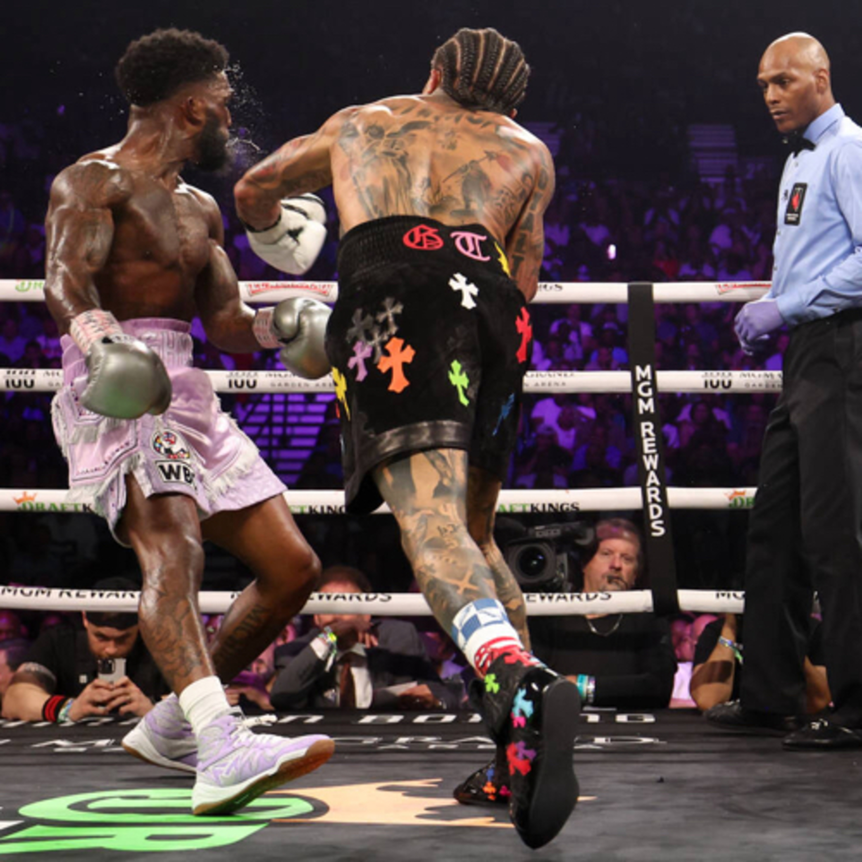 Beyond the Gloves with Cedric Agnew