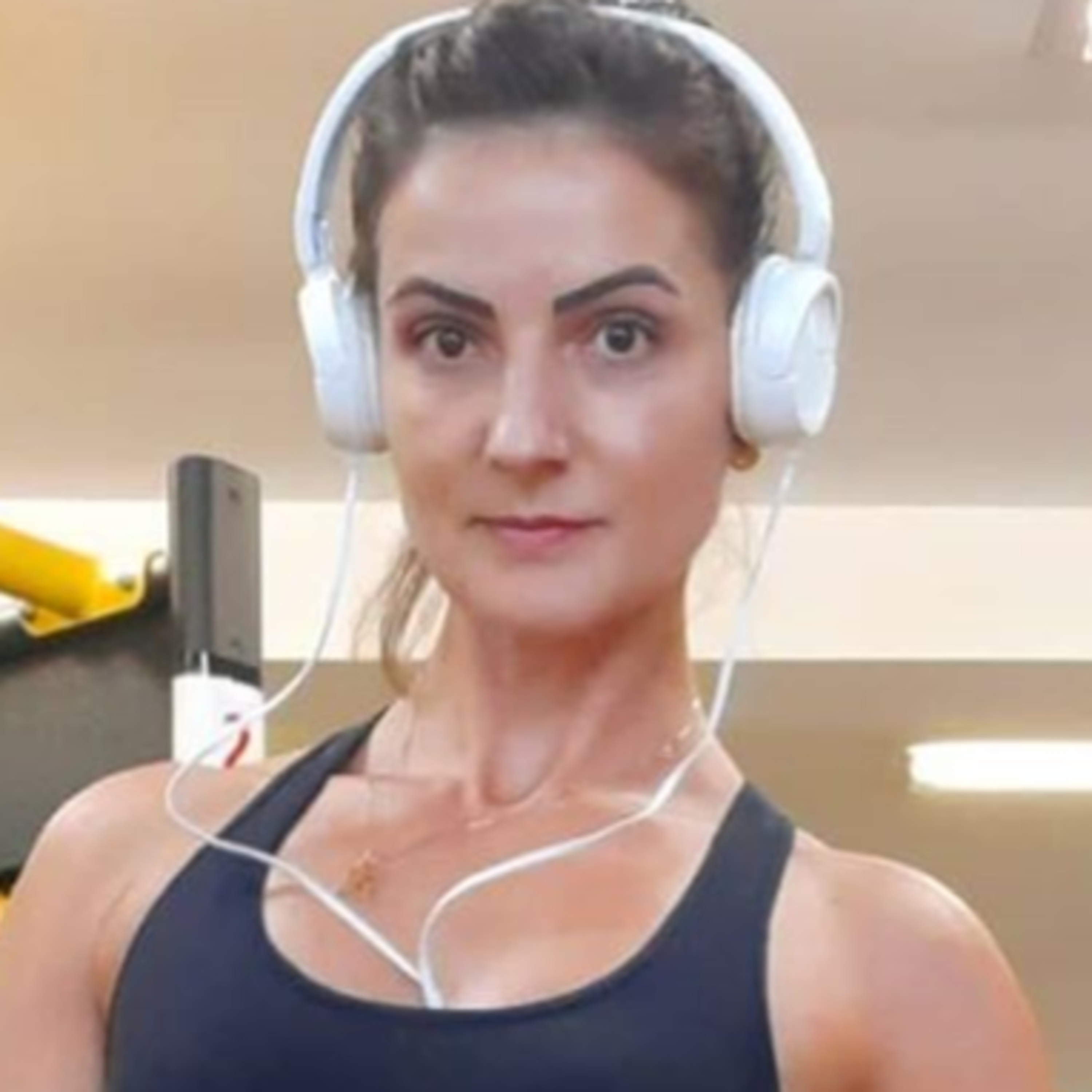 Conheça a história da ex-bailarina Maiki Daiani, apaixonada pela Corrida de Rua episode artwork
