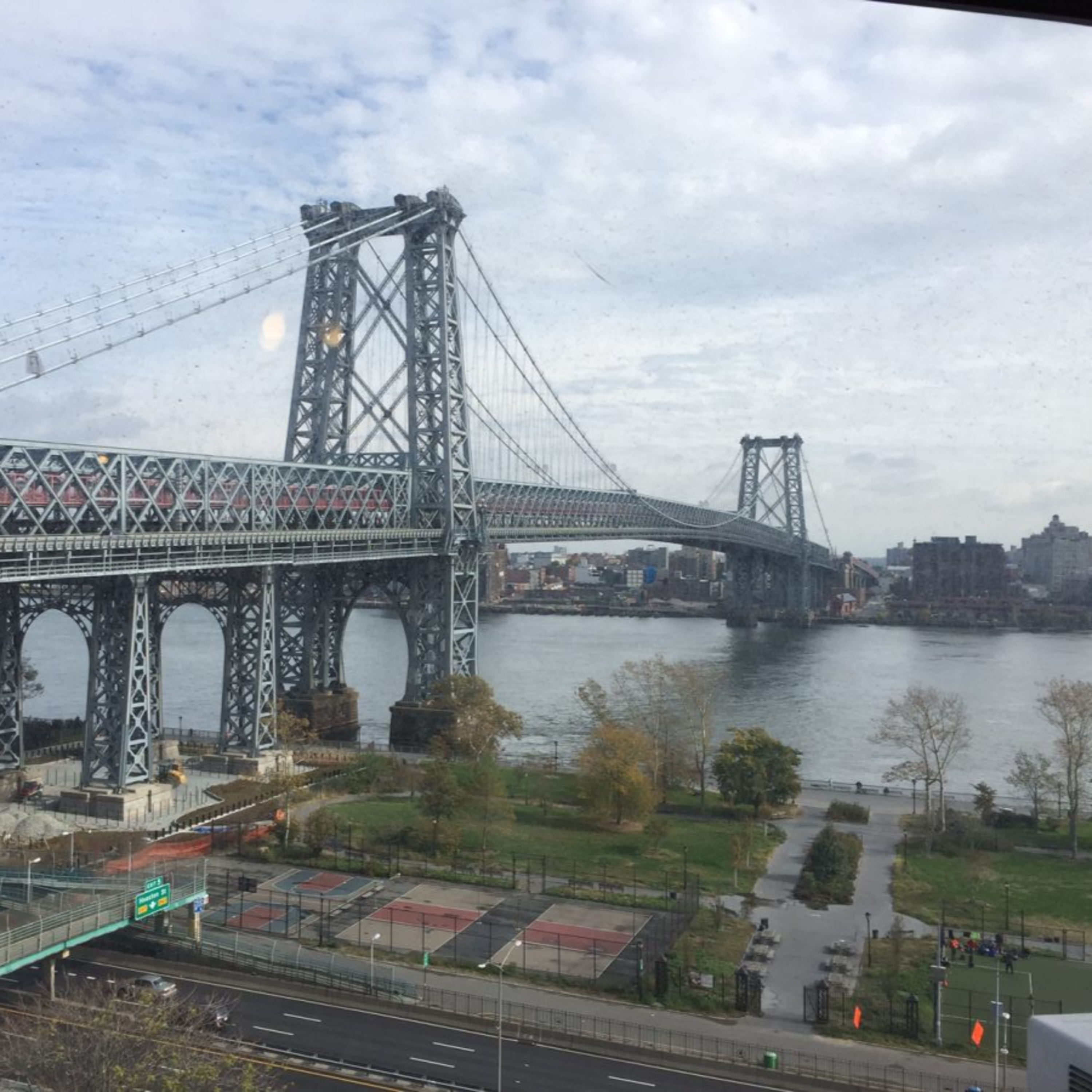 THE QUEENS NEW YORKER EPISODE 130: WILLIAMSBURG BRIDGE