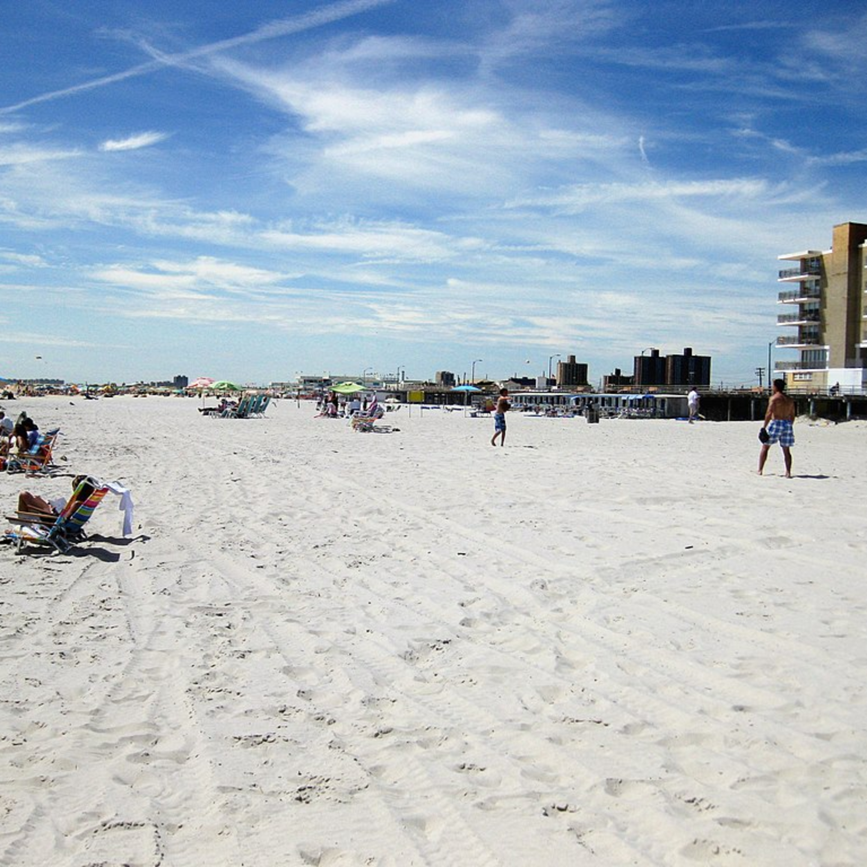 THE QUEENS NEW YORKER EPISODE 170: ATLANTIC BEACH