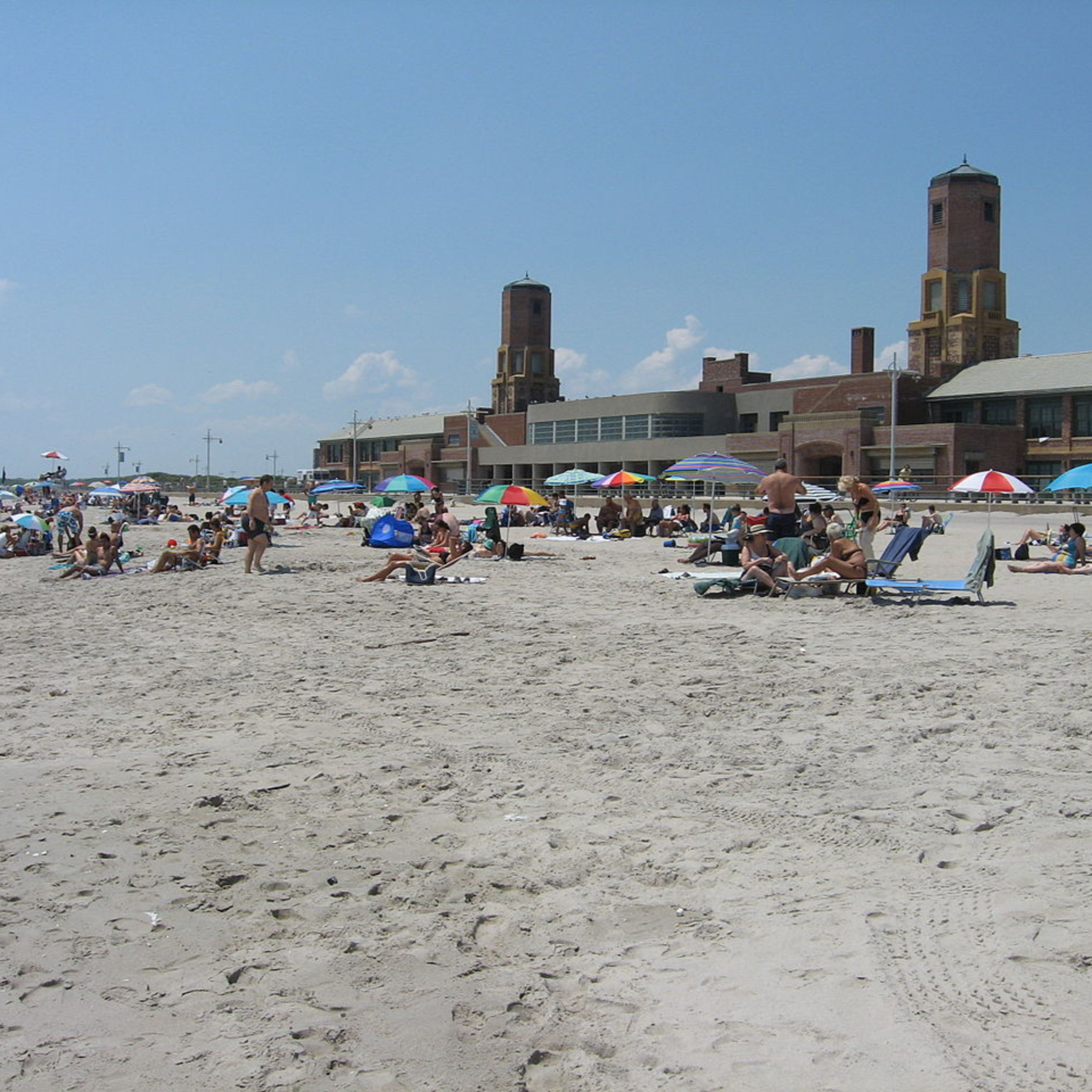 THE QUEENS NEW YORKER EPISODE 171: JACOB RIIS PARK AND BEACH