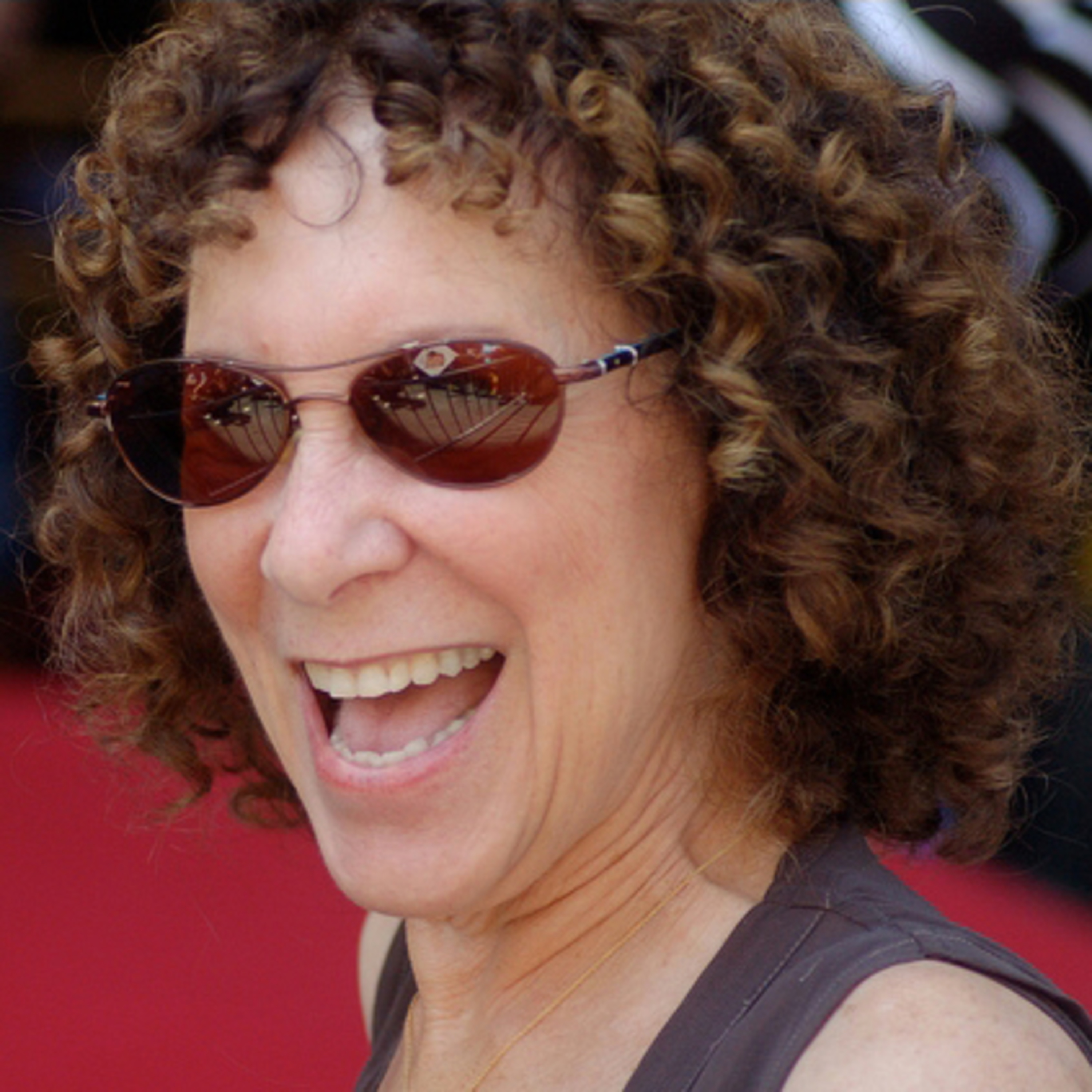 THE LEGACY OF QUEENS EPISODE 44: RHEA PERLMAN(actress)