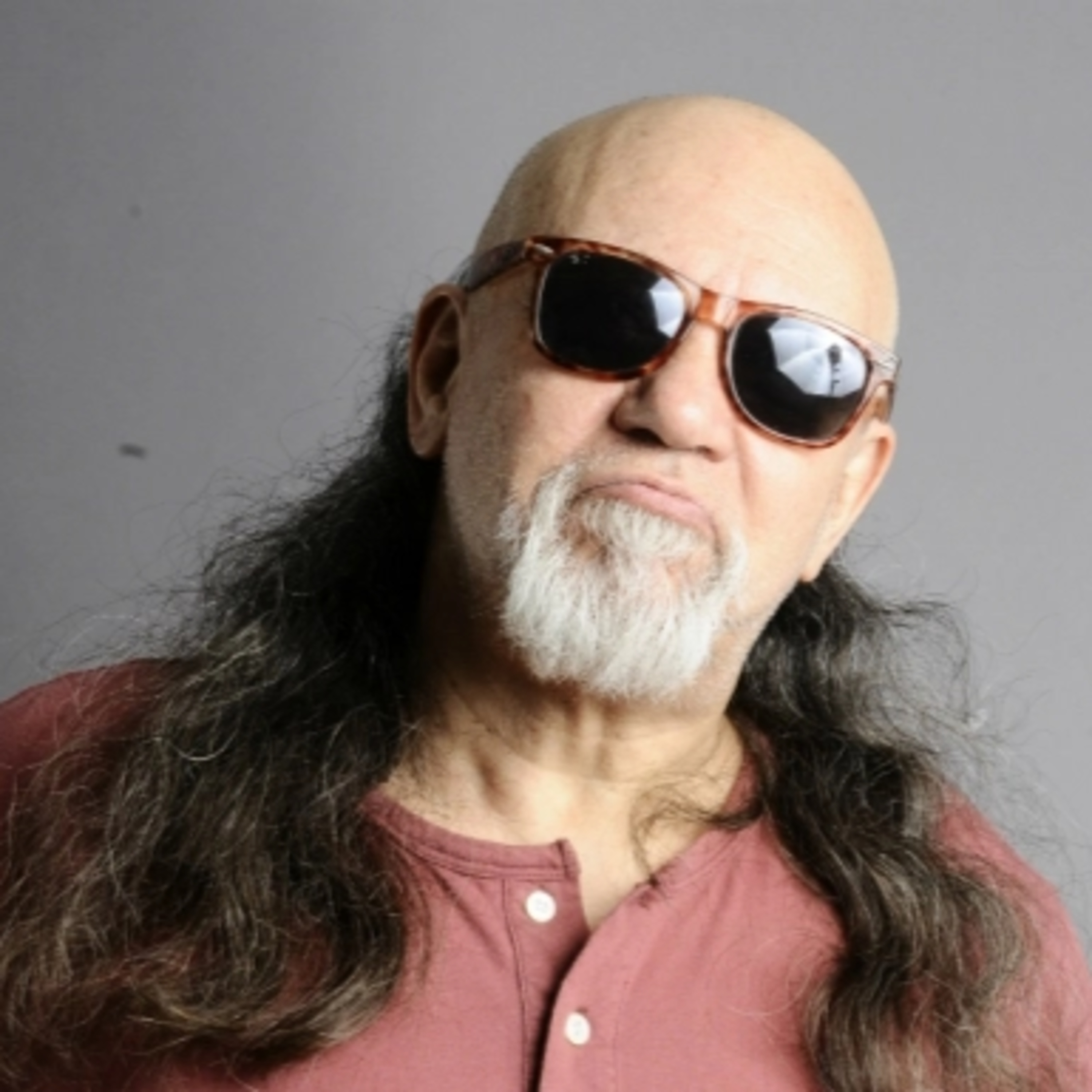 Tabaré Rivero entre su fobia social, las drogas, el rock comercial, el machismo y mucho más episode artwork