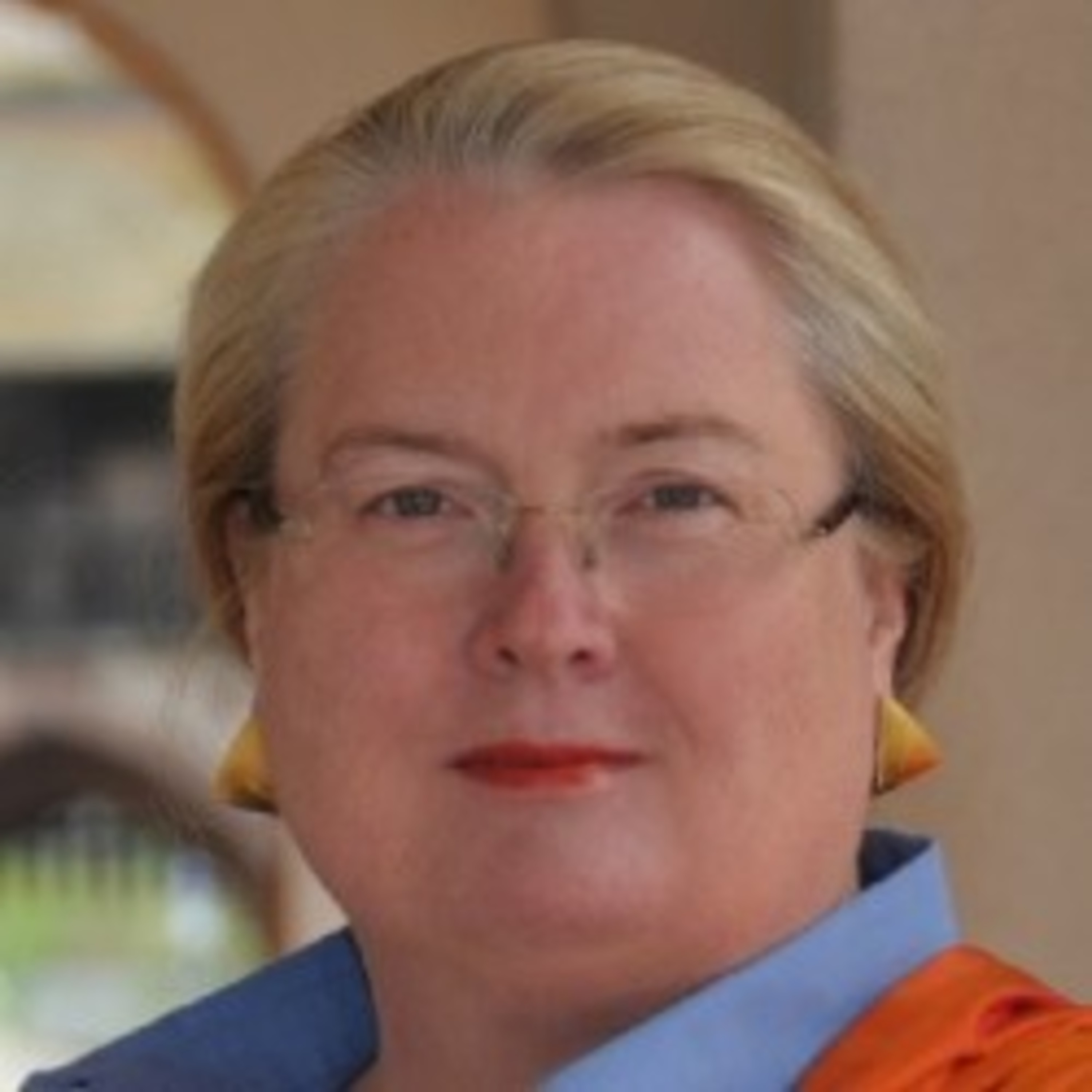 #105 Data Analytics and Marketing with Andrea Ahlemeyer-Stubbe - Director Strategic Analytics and Author episode artwork
