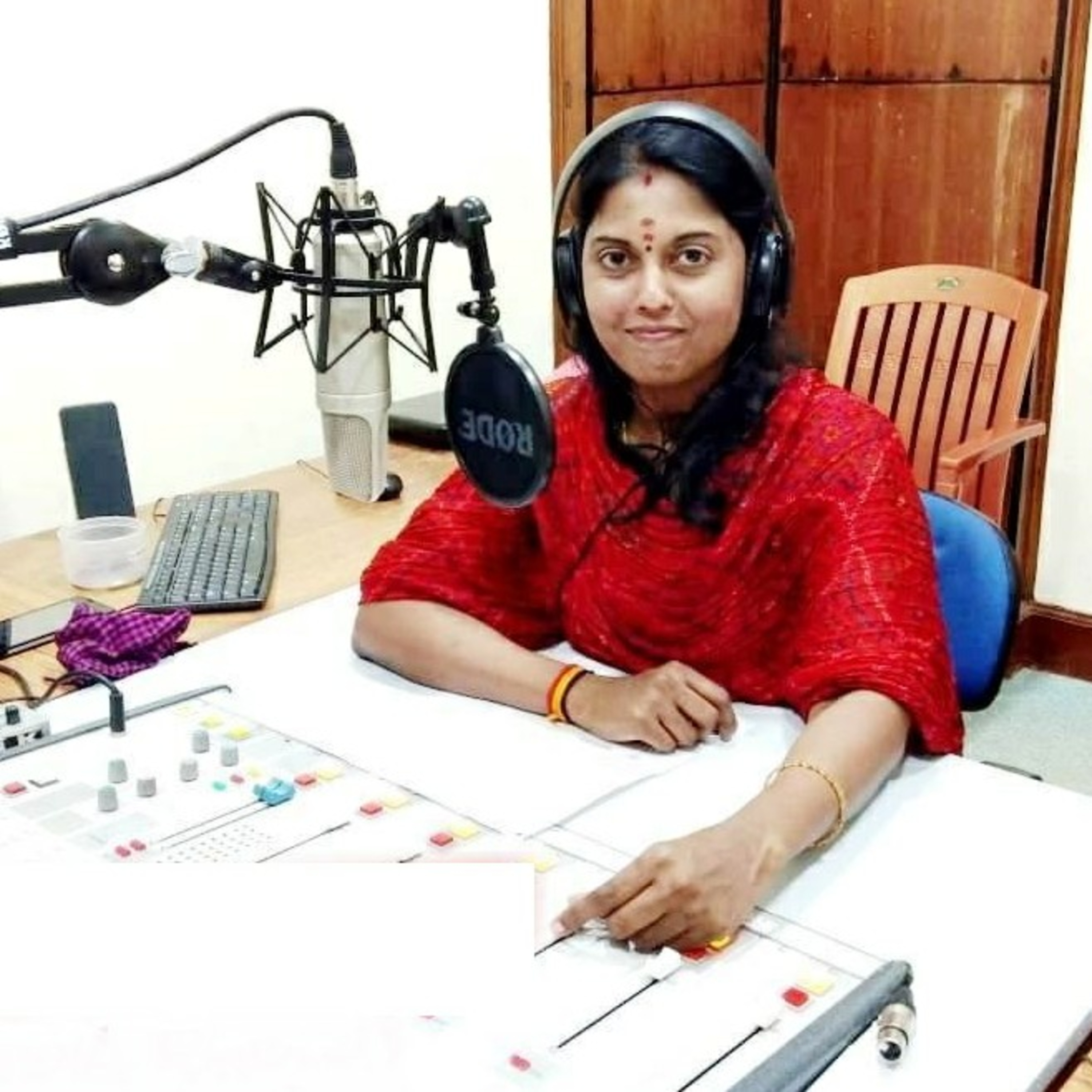 Tamilosai FM - பிள்ளையார்பட்டி கற்பக விநாயகர் - முனைவர் ரத்னமாலா புரூஸ் - Karpaga Vinayagar  episode artwork