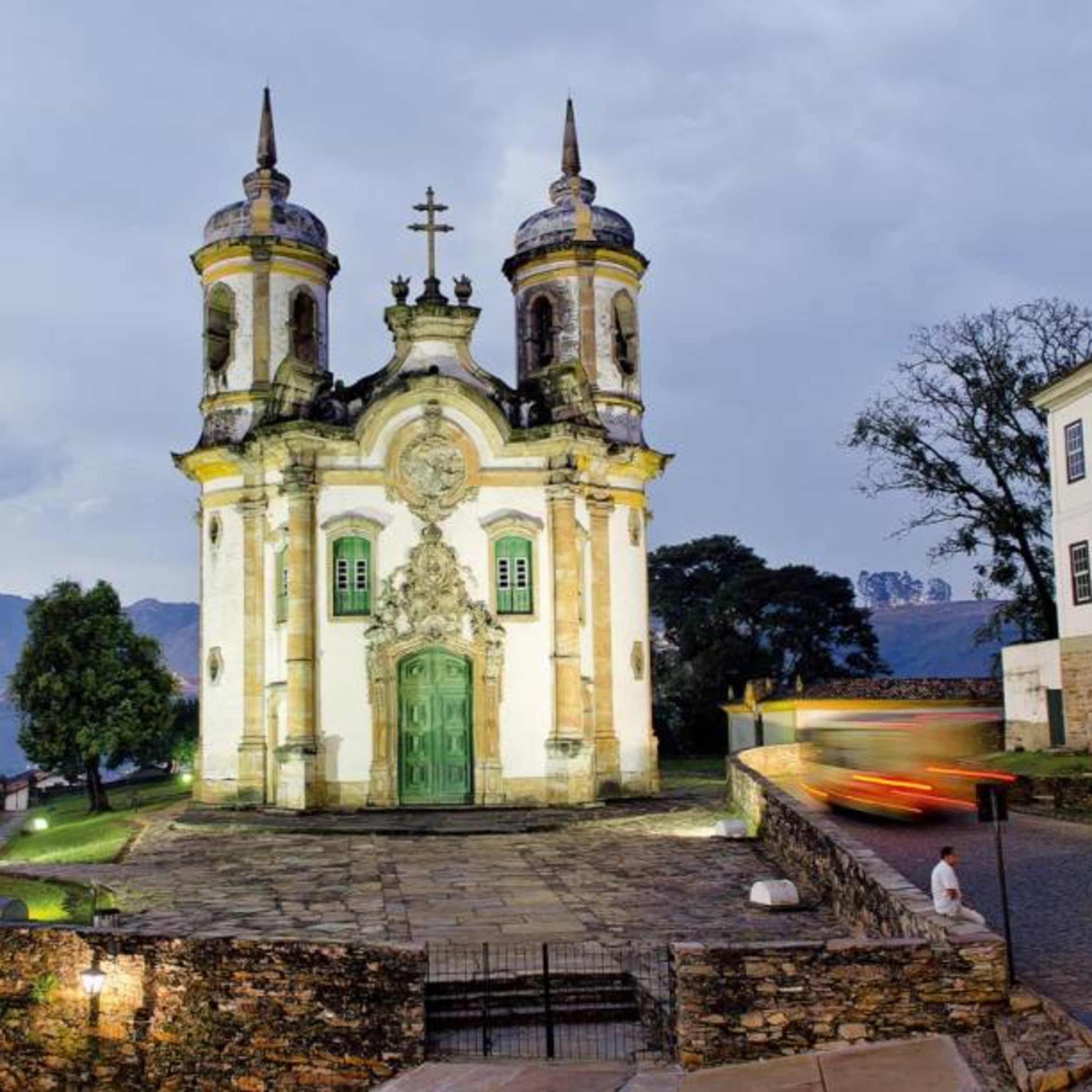 Revolucionários