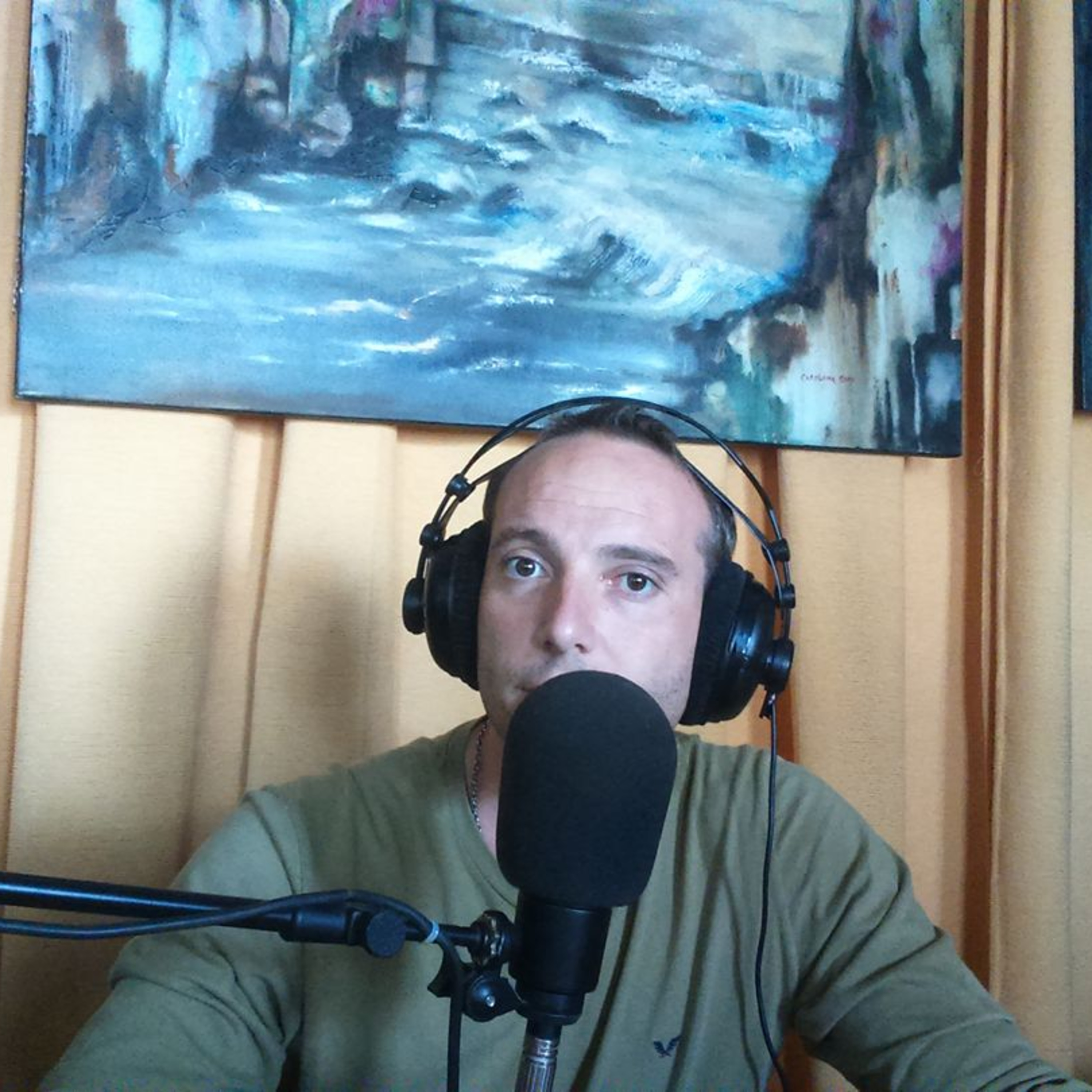 Lucas Villena en Temas de Café episode artwork