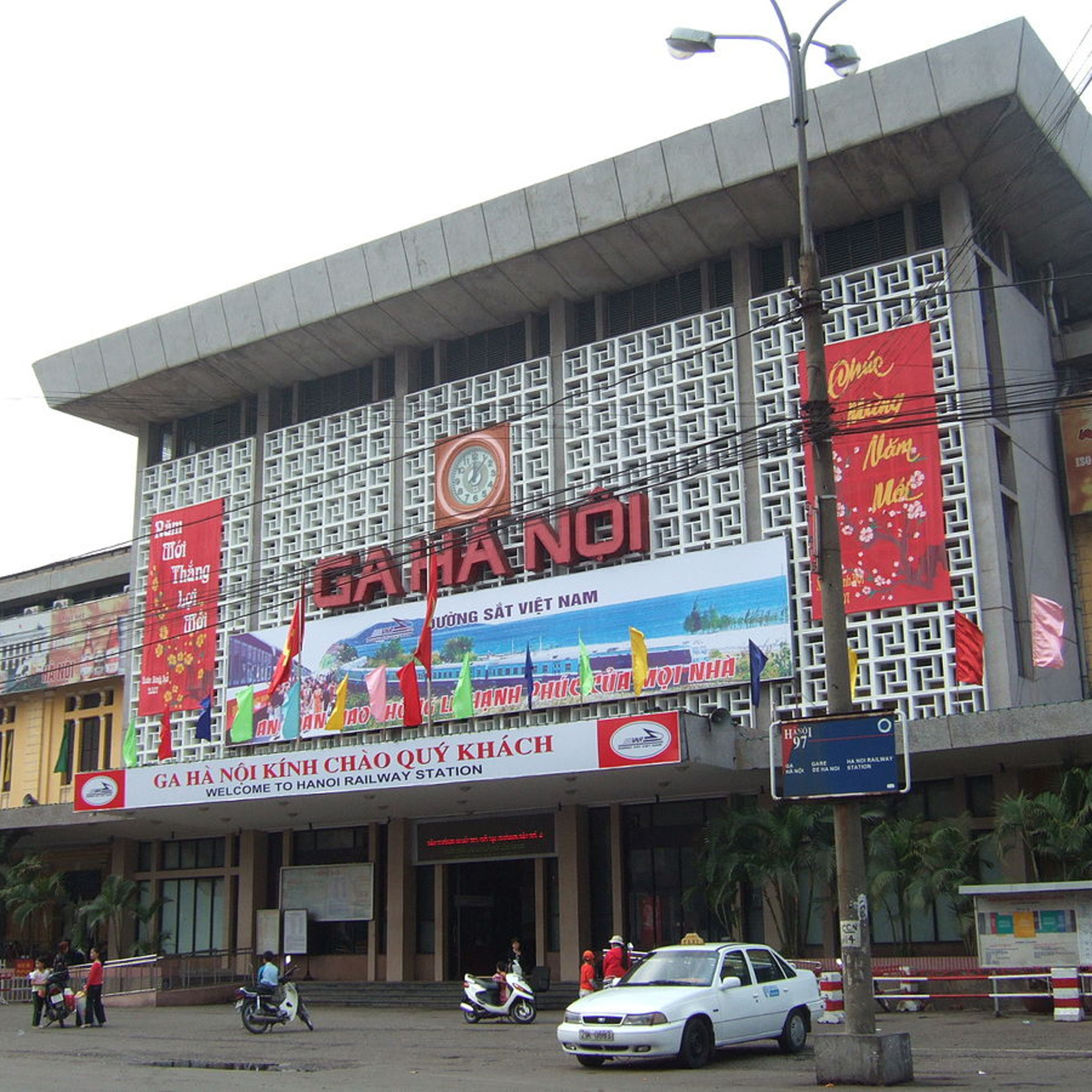Hút vốn cho đường sắt tốc độ cao bằng cách đấu giá đất xung quanh nhà ga liệu có khả thi? episode artwork