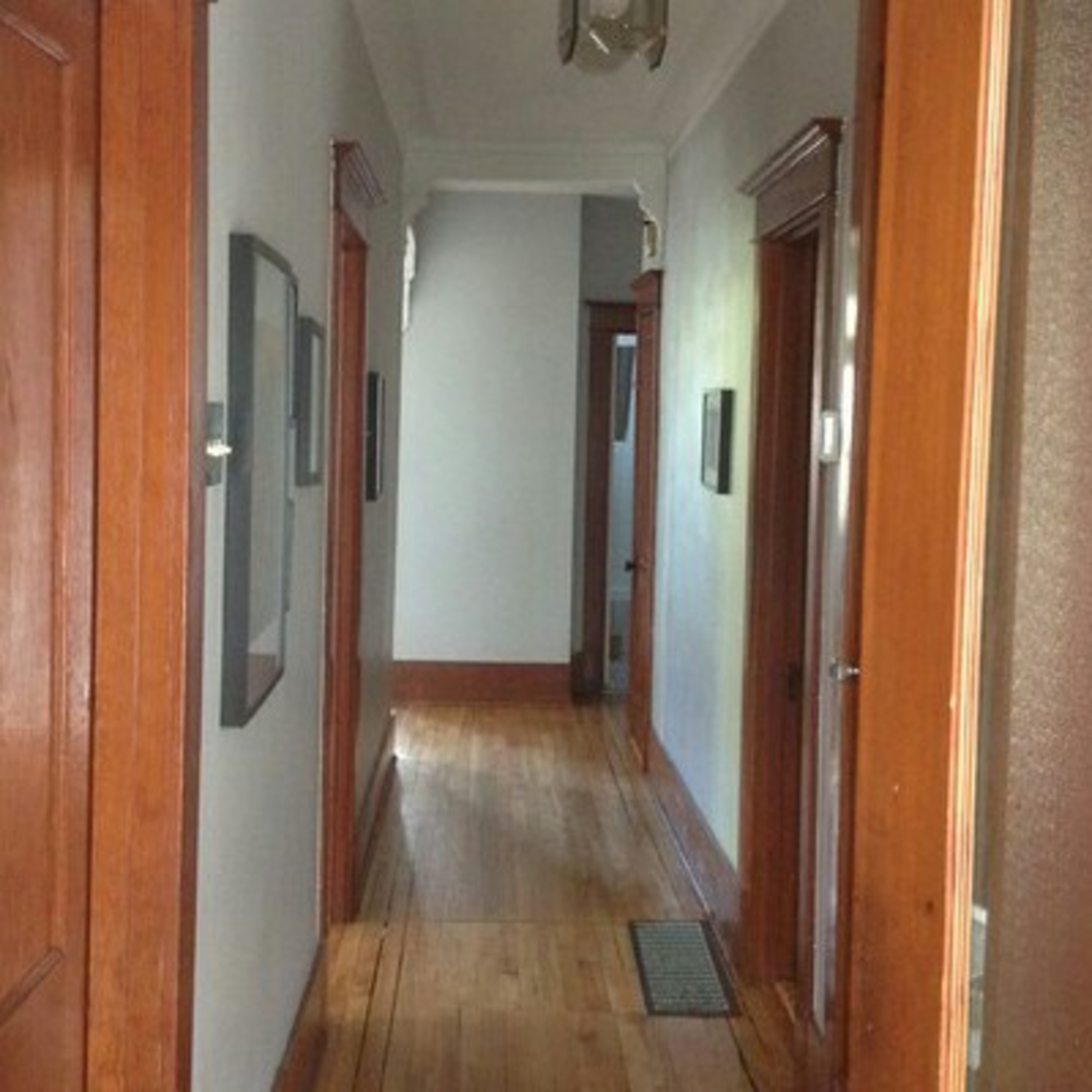 Ep 1- Decorate a long hallway episode artwork