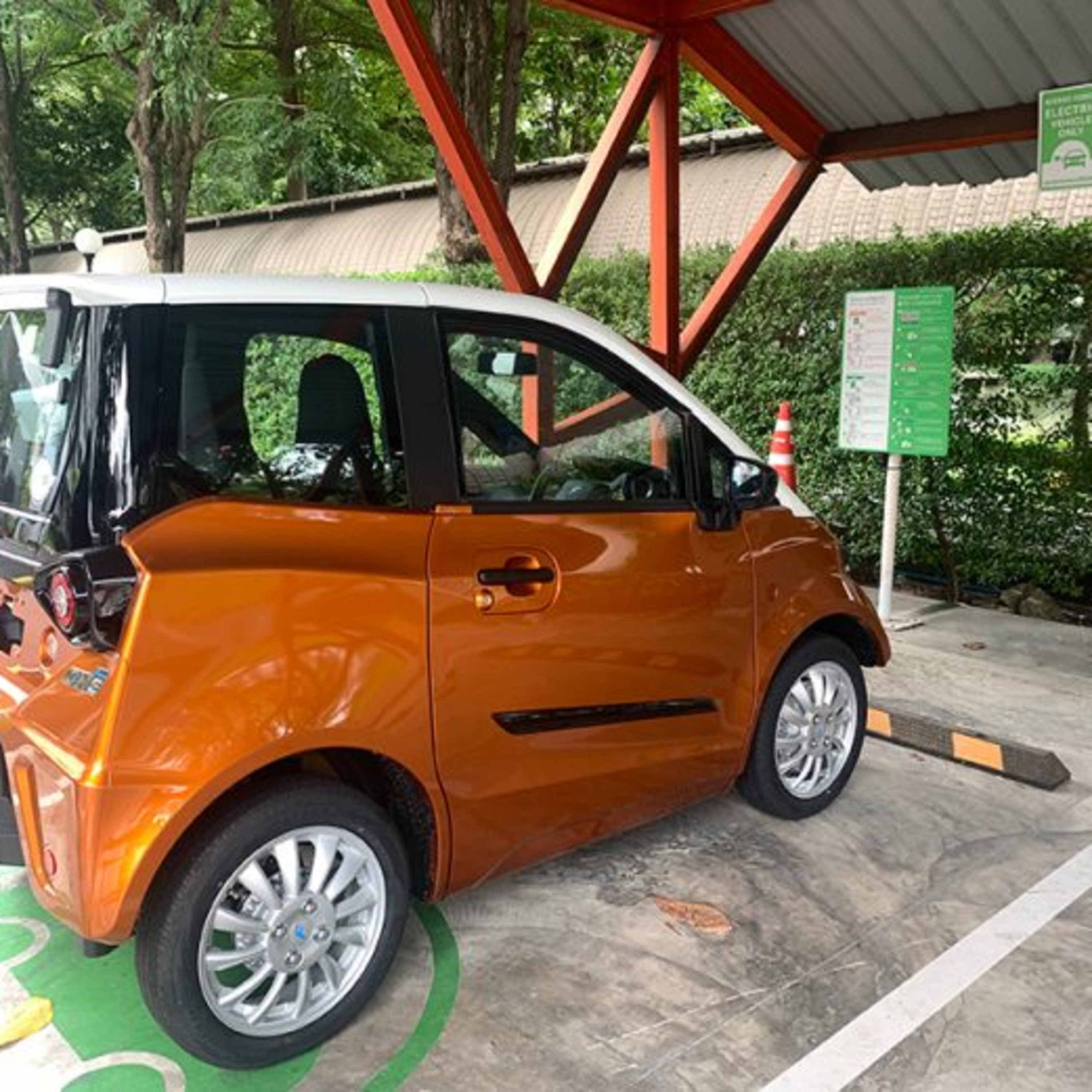 Tham vọng ngừng bán xe chạy xăng vào năm 2035, Thái Lan có thể hiện thực hóa “giấc mơ xe điện”? episode artwork