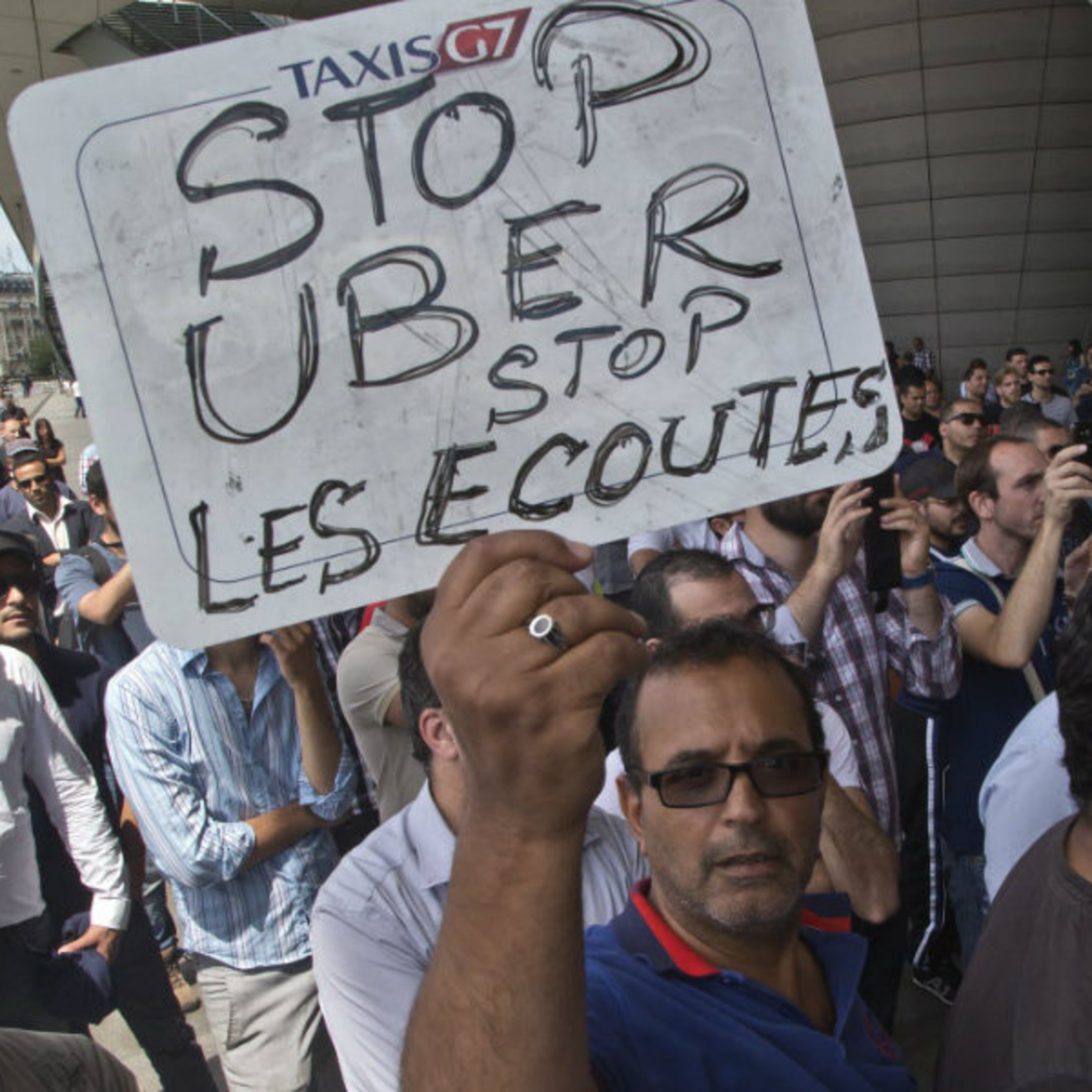 Bí mật “Hồ sơ Uber” (Kỳ 2): “Vũ khí hóa tài xế” và “bán lời nói dối” episode artwork