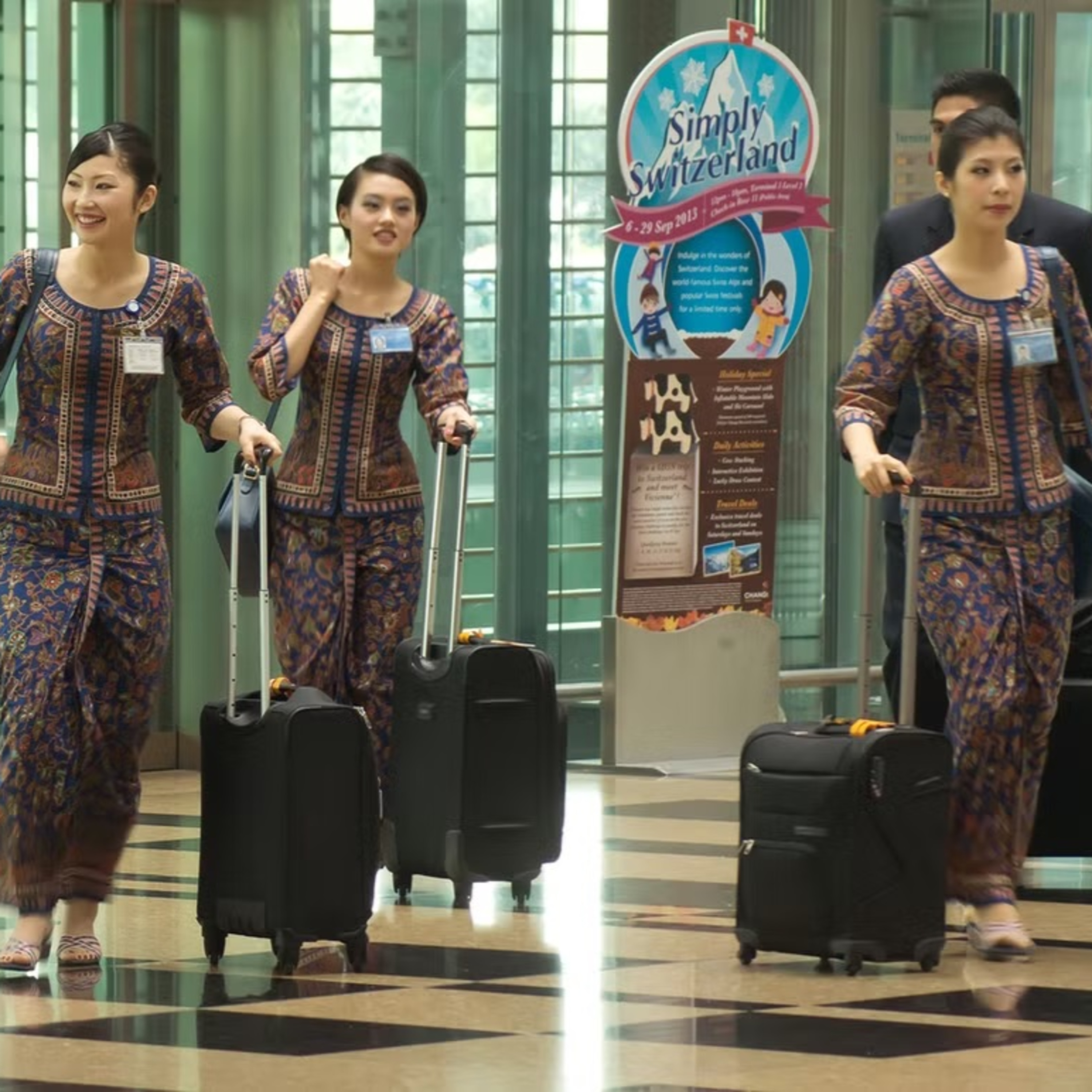 Singapore: Nữ tiếp viên hàng không mang thai sẽ không bị buộc thôi việc episode artwork