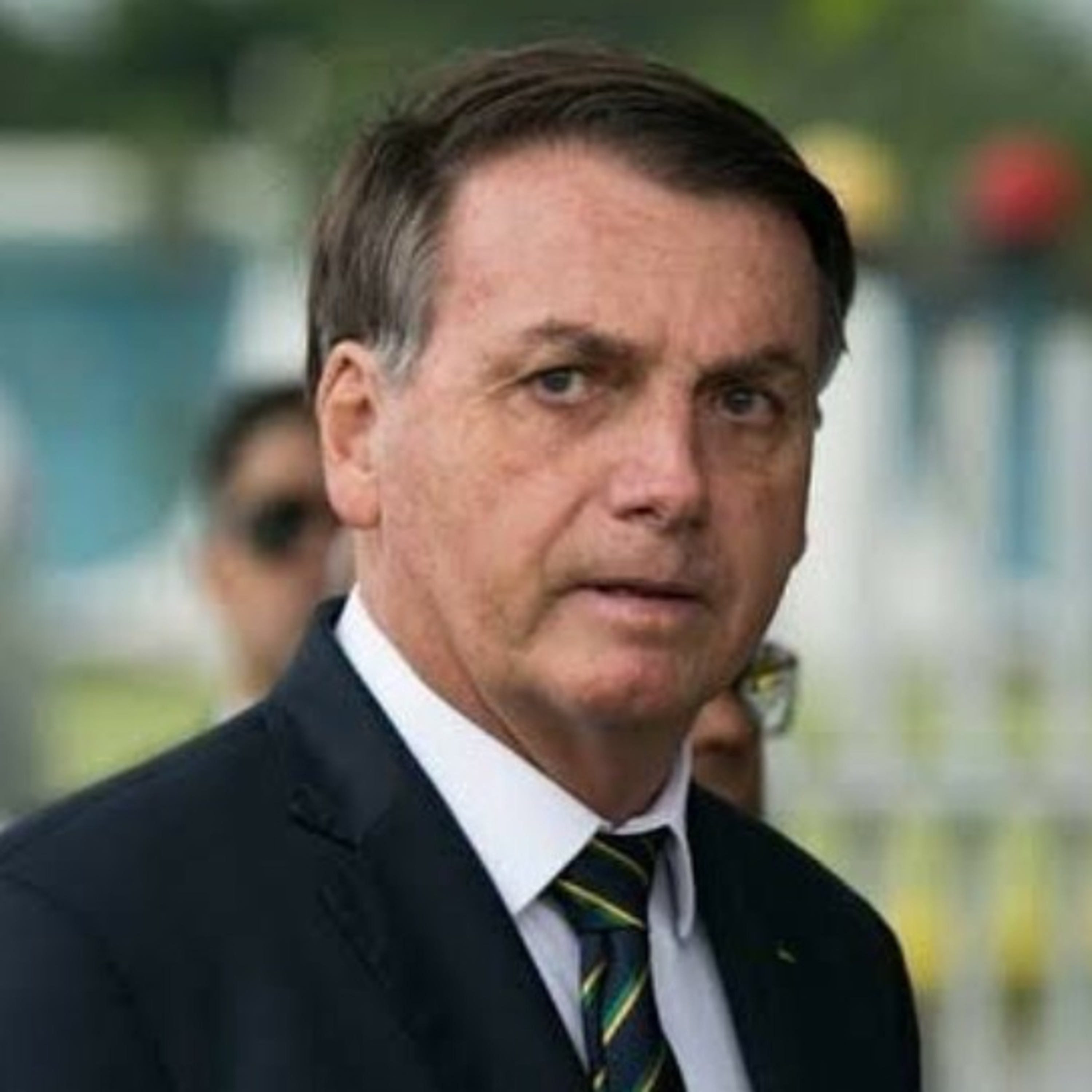 Bolsonaro ganha queda de braço com STF no episódio do celular