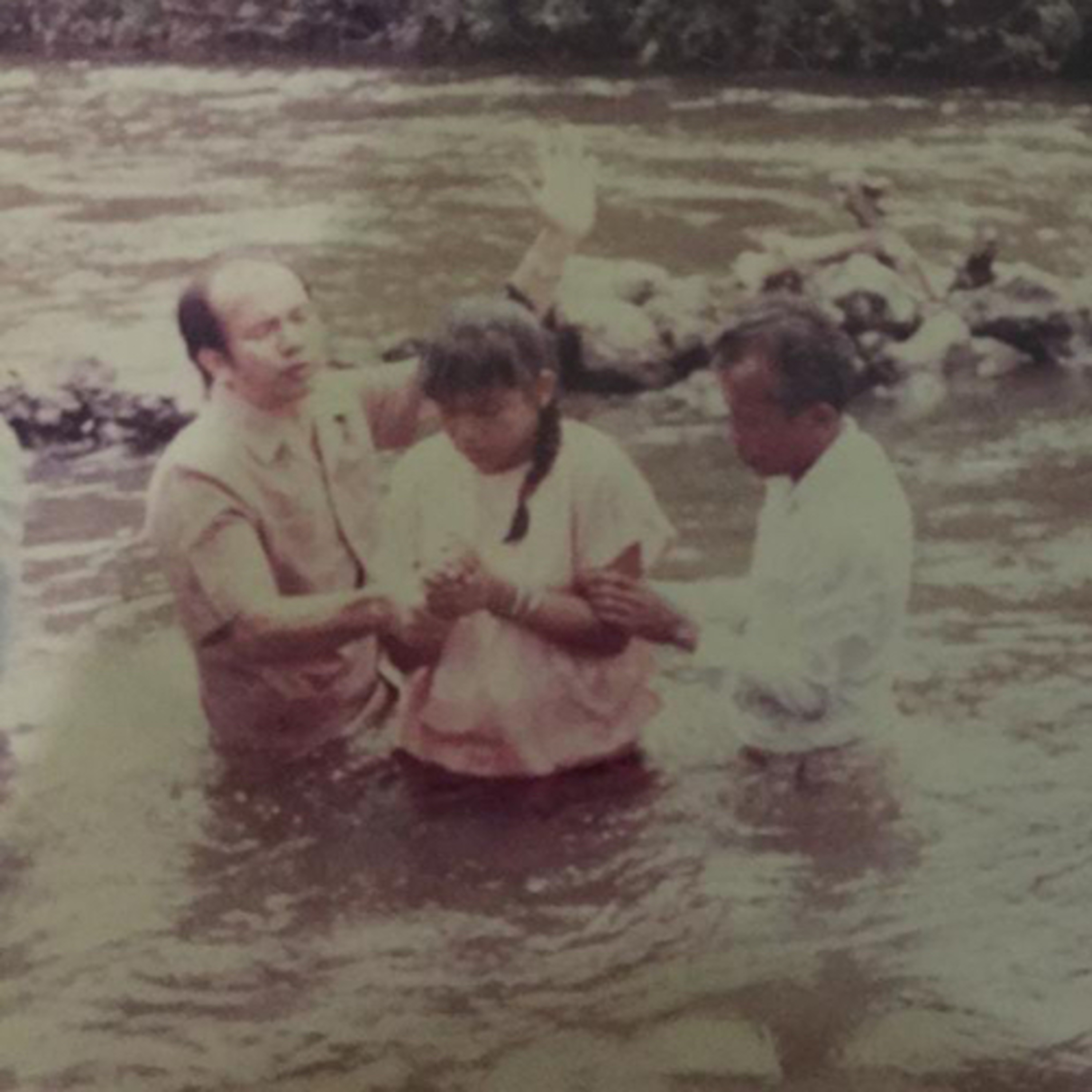 "Pemuridan Sidang Efesus" 
by Pdt DR Benjamin Munthe
(Bapak Munthe) 
Short Version
- 07 Maret 1992- episode artwork
