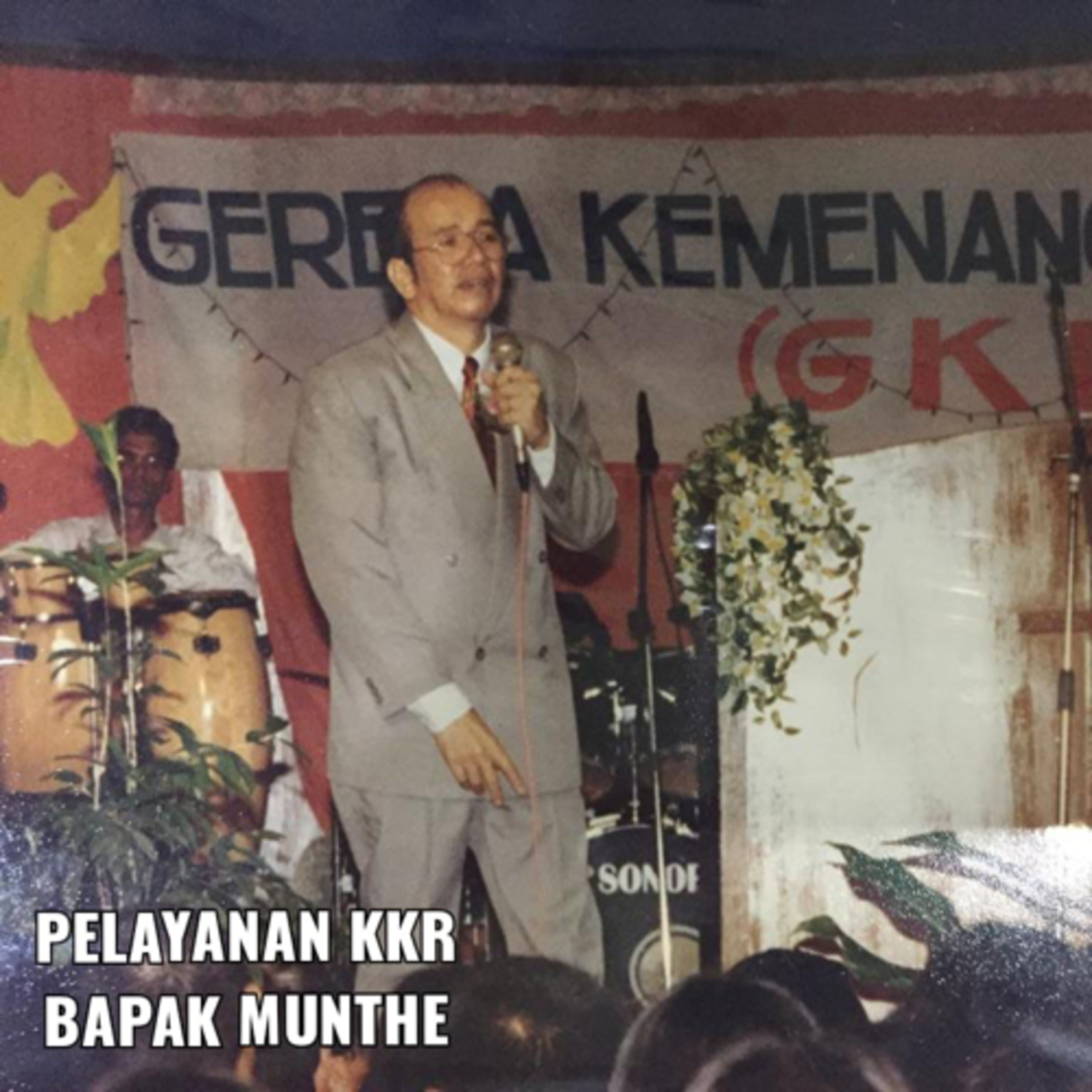 "Pemuridan Sidang Efesus" 
by Pdt DR Benjamin Munthe
(Bapak Munthe) 
Short Version
- 07 Maret 1992- episode artwork