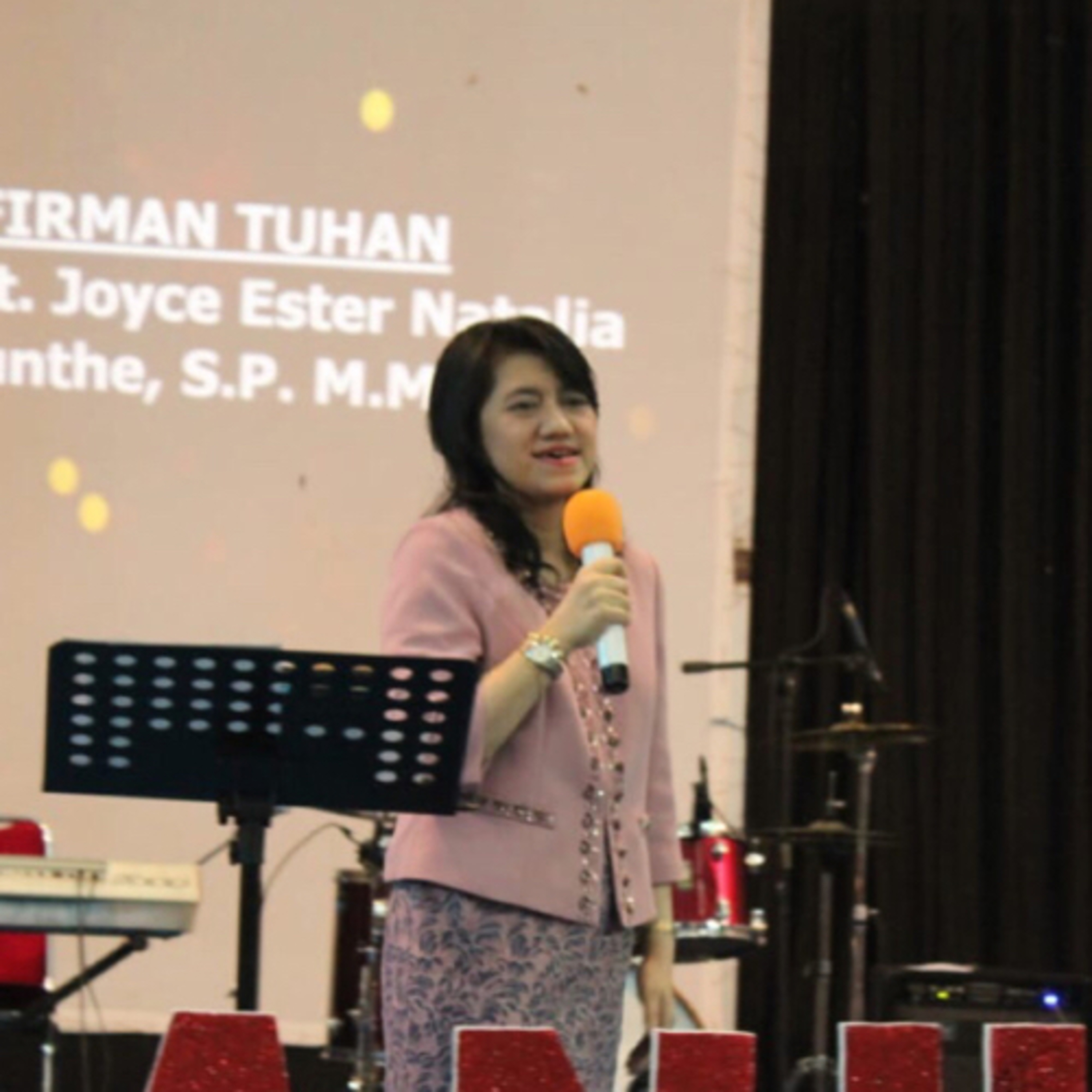 "Berikanlah kepadaku Hebron"
Part IV
by Joyce Munthe 
Firman di Seminar Nias
-Oktober 2019 episode artwork