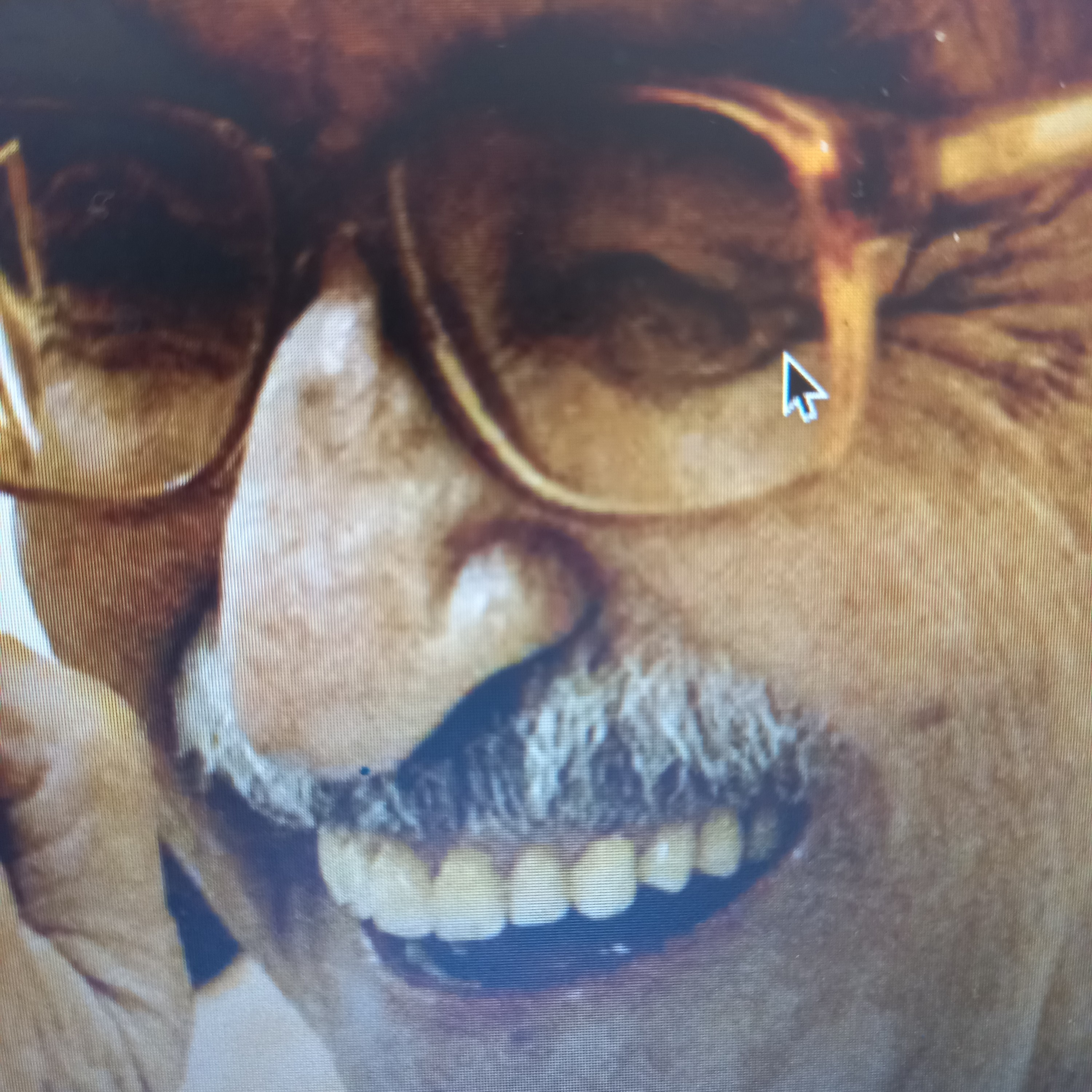 Analúcremoneze