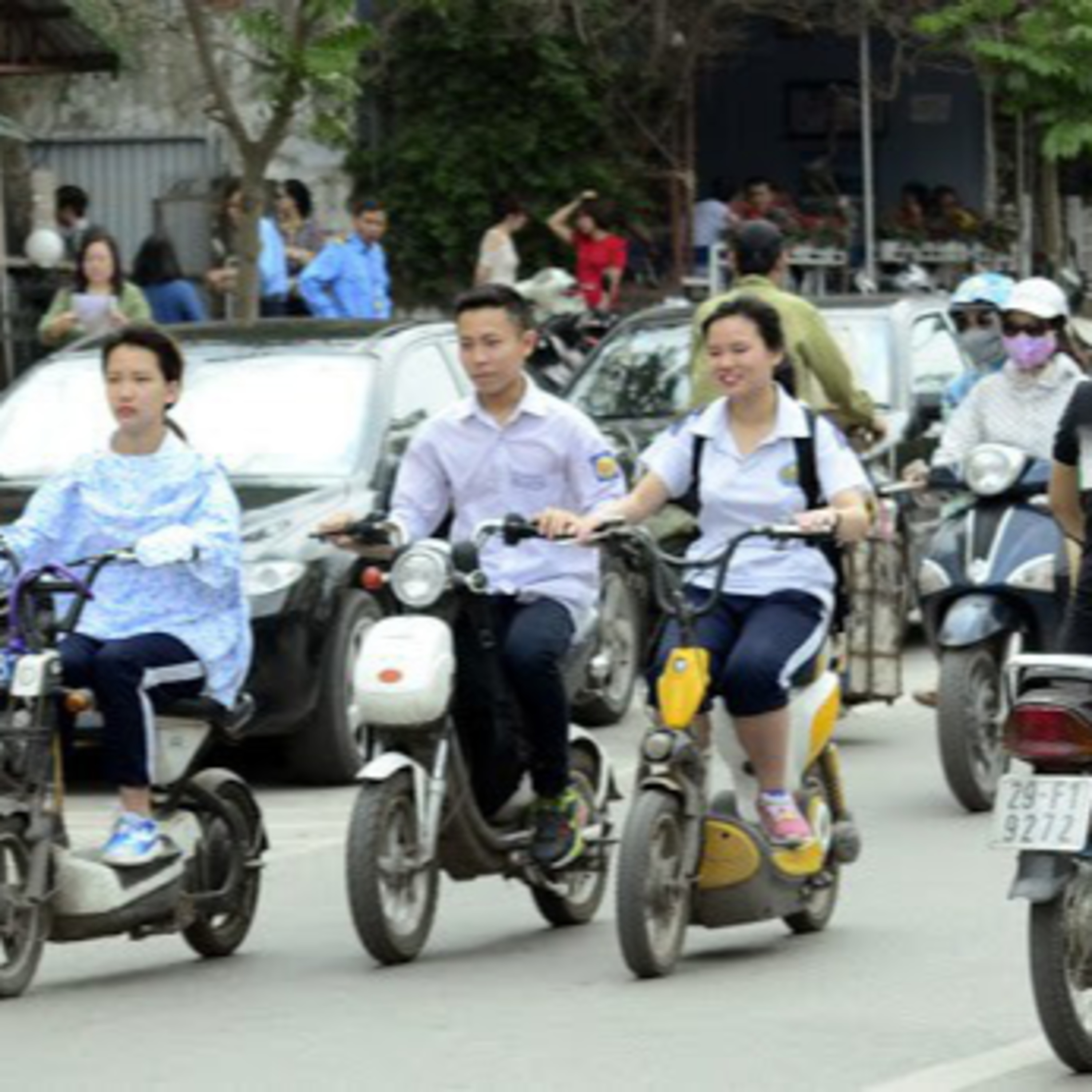 Đối thoại: Vì sao Bộ GTVT đề xuất cấp bằng A1 cho người dưới 18 tuổi? 