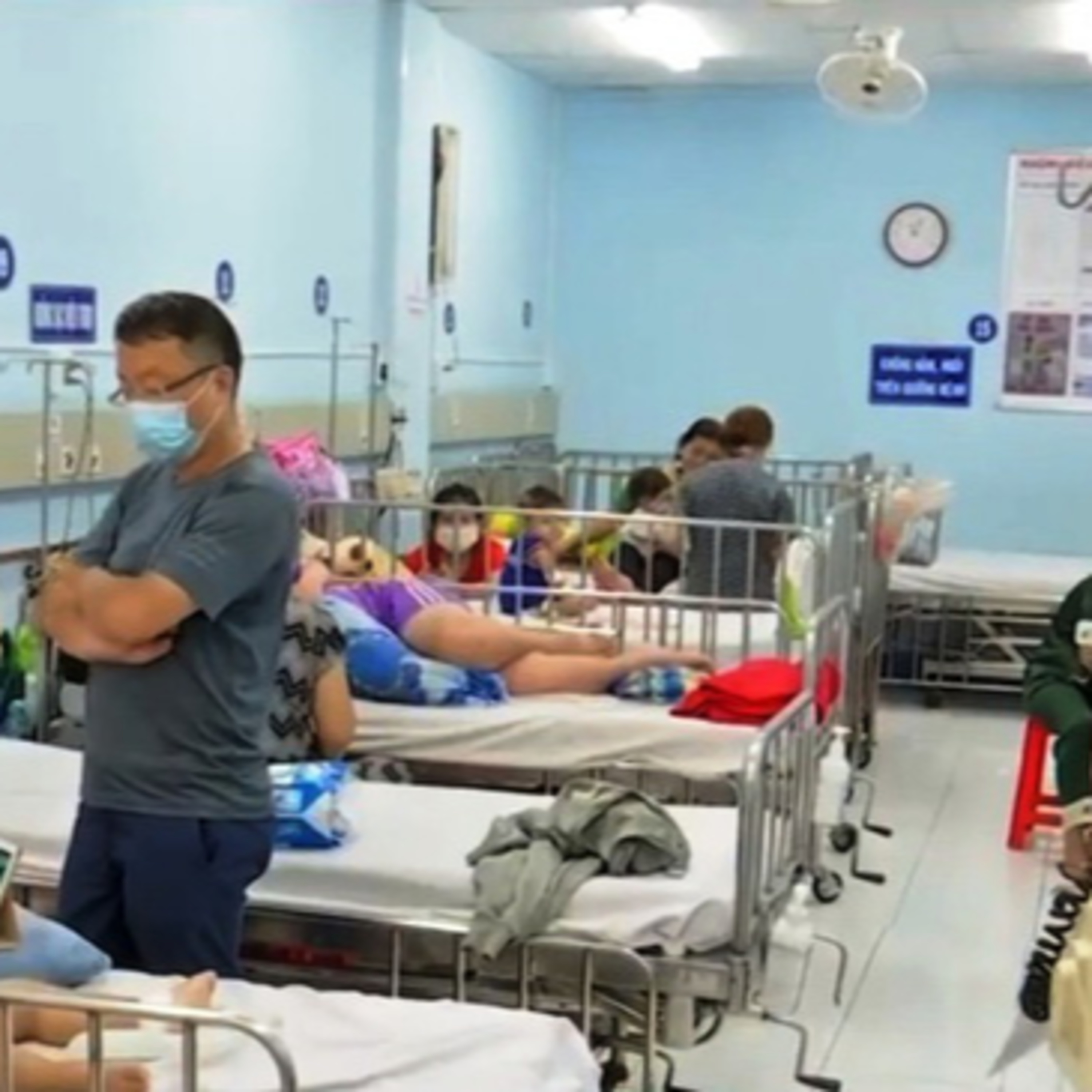 Đối thoại: TP.HCM: Cảnh báo nhiều bệnh nhi sốt xuất huyết có biến chứng nặng  episode artwork