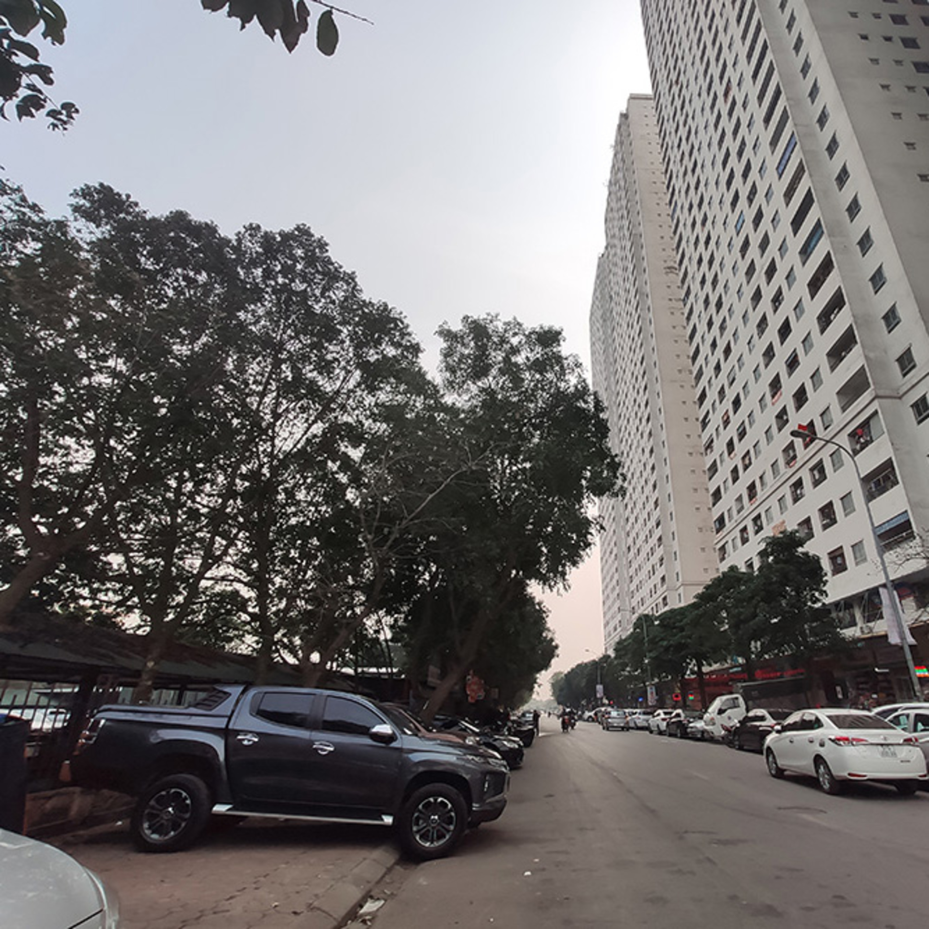 Đối thoại: Bãi trông giữ xe không phép ở quận Hoàng Mai, Hà Nội nhiều gấp 3 lần bãi có phép episode artwork