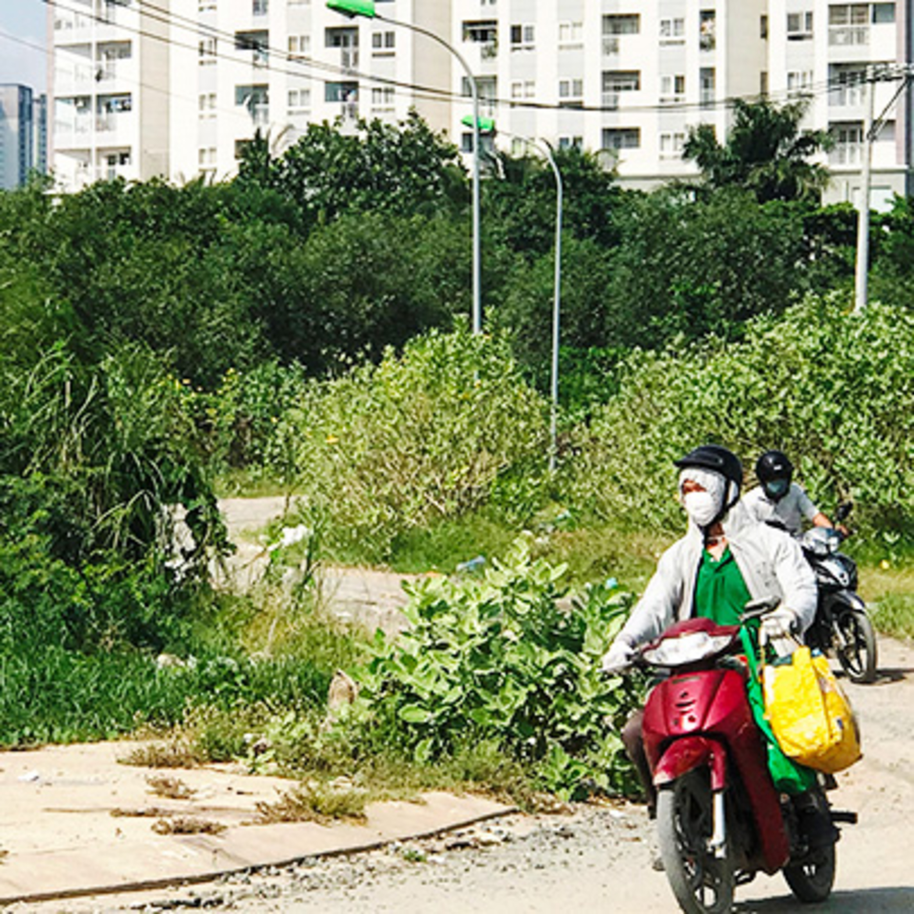 Thị thành ký: TP.HCM Tăng cường lắp camera phát hiện đổ trộm rác thải