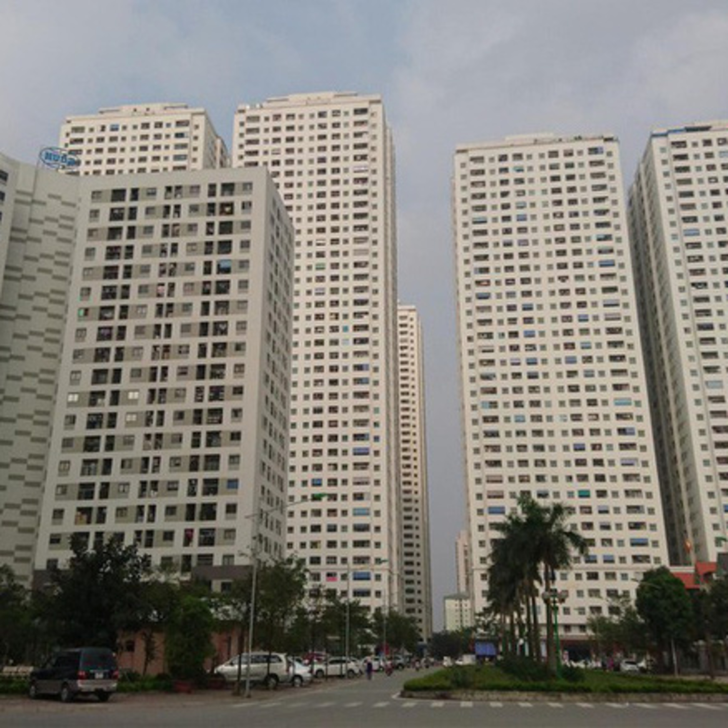 Đối thoại: Quy định bắt buộc chung cư phải có tầng lánh nạn: Cần sát với thực tế hơn episode artwork