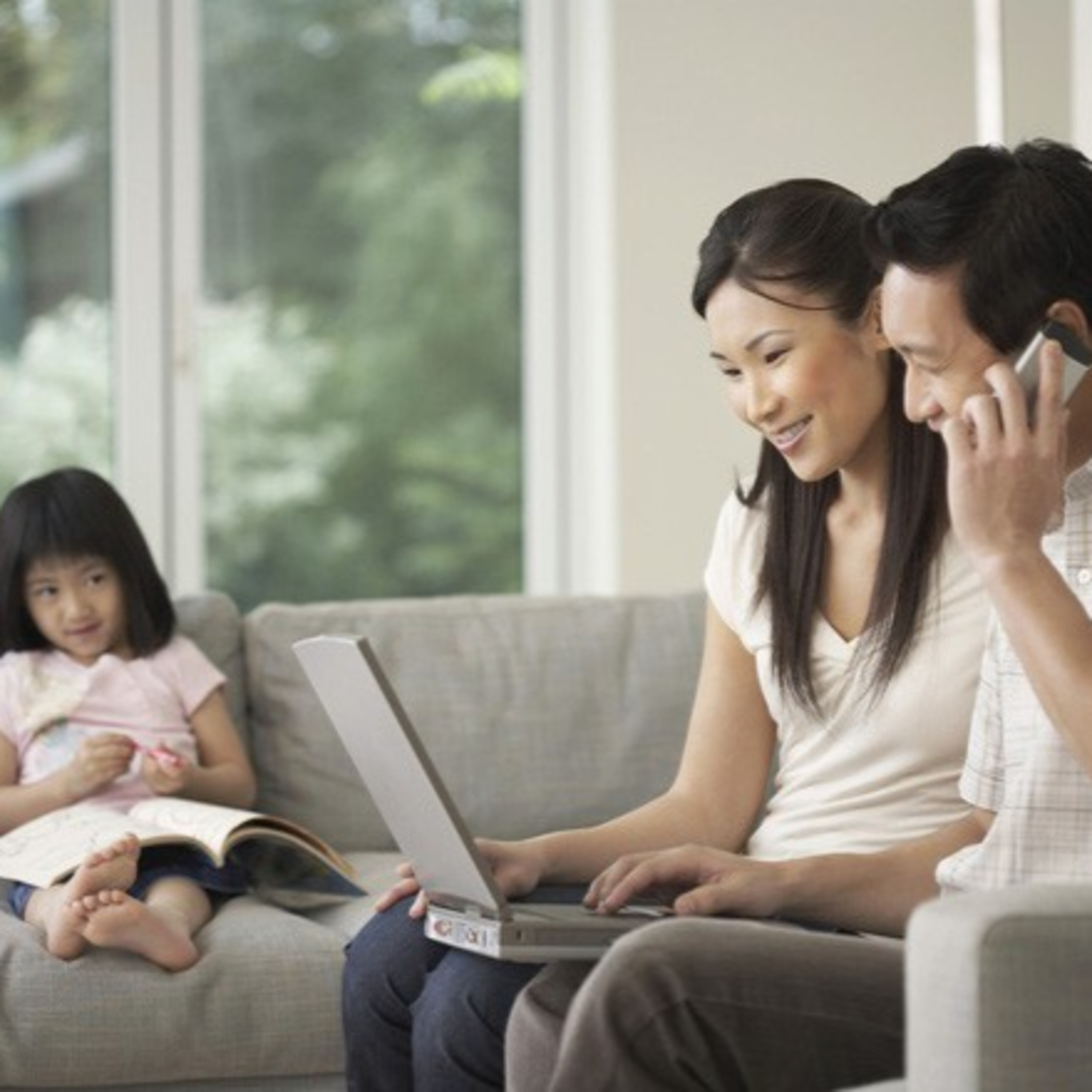 Cẩm nang: Nhà đủ đầy, trẻ vẫn cô đơn