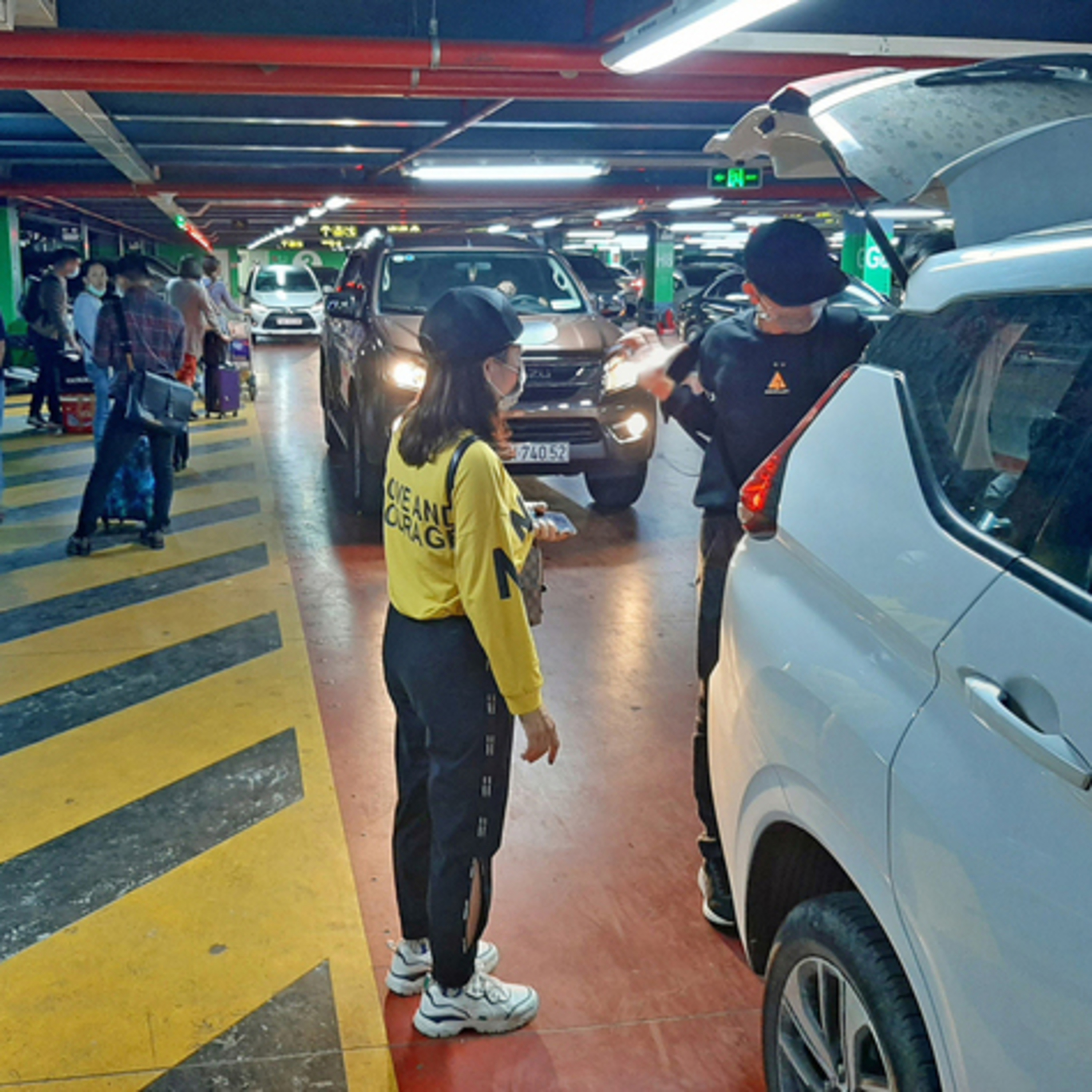 Đối thoại: Hãng taxi công nghệ - Đừng đè hết gánh nặng lên người lao động  episode artwork