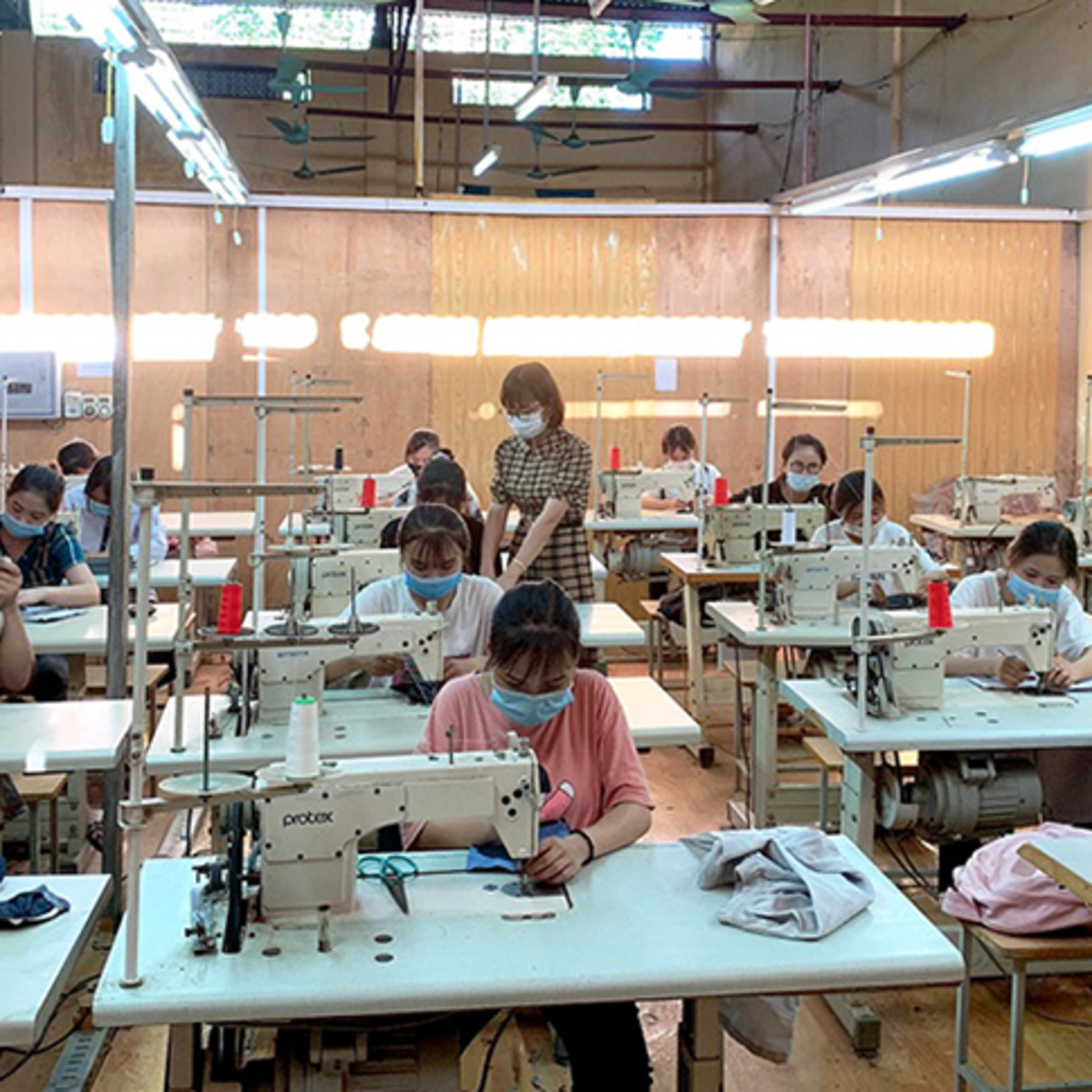 Trường nghề mùa dịch: Khi chỉ học mà không thể “hành” 