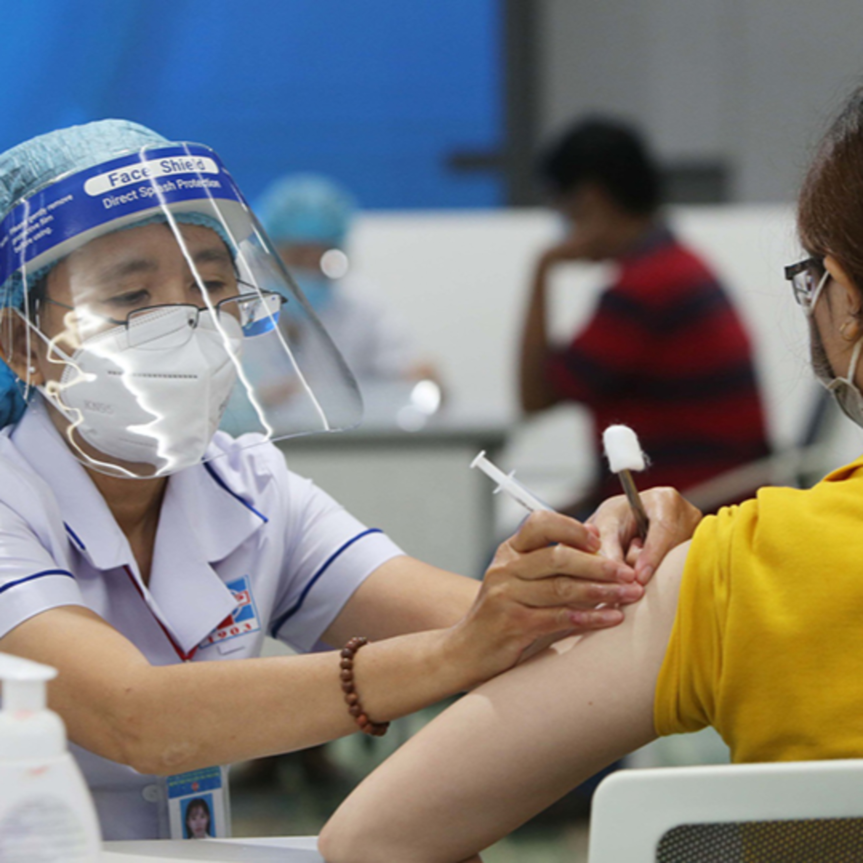 Những ai cần tiêm mũi 3, mũi 4? 