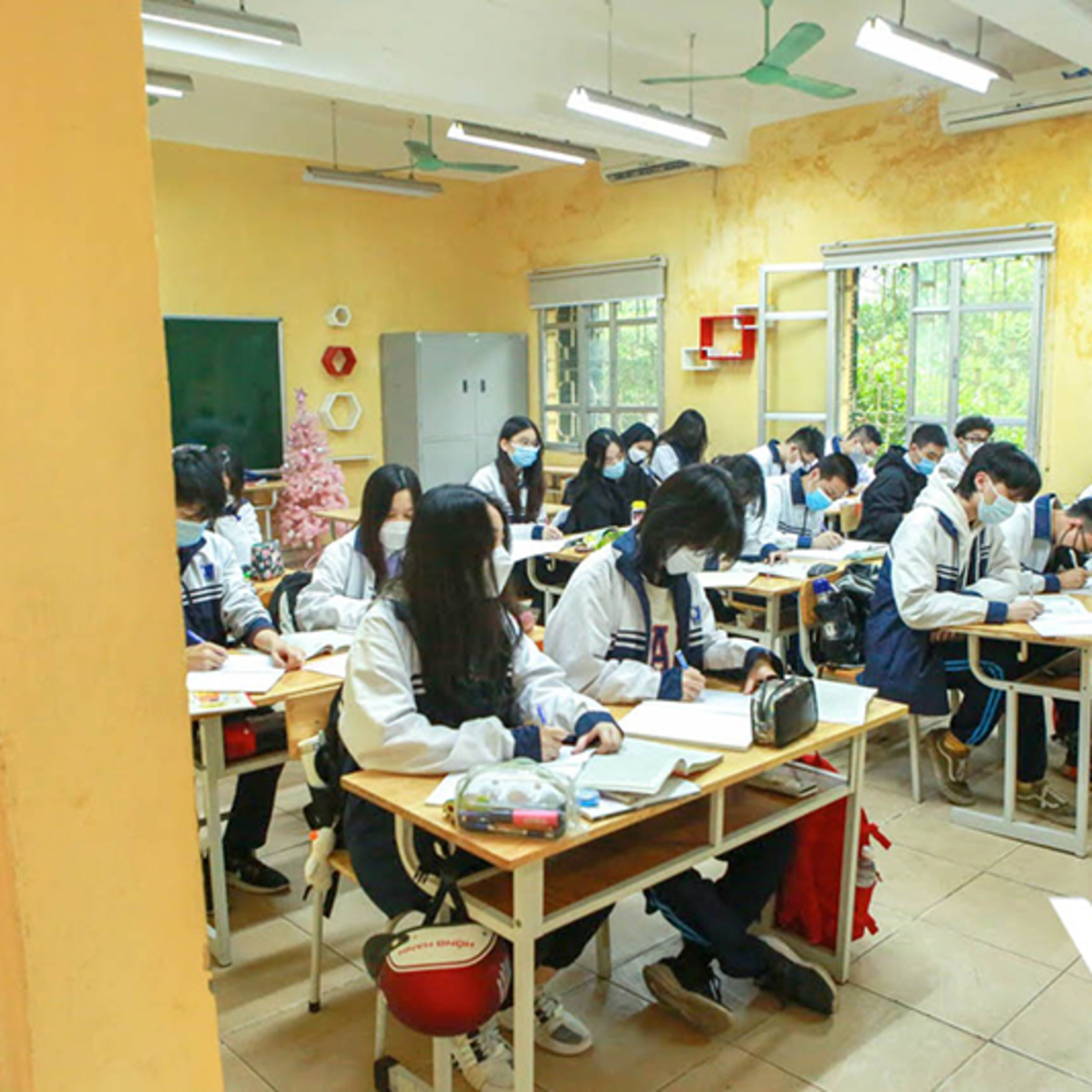  Hà Nội: Có trường mở cửa chậm hơn để “chắc” hơn  episode artwork