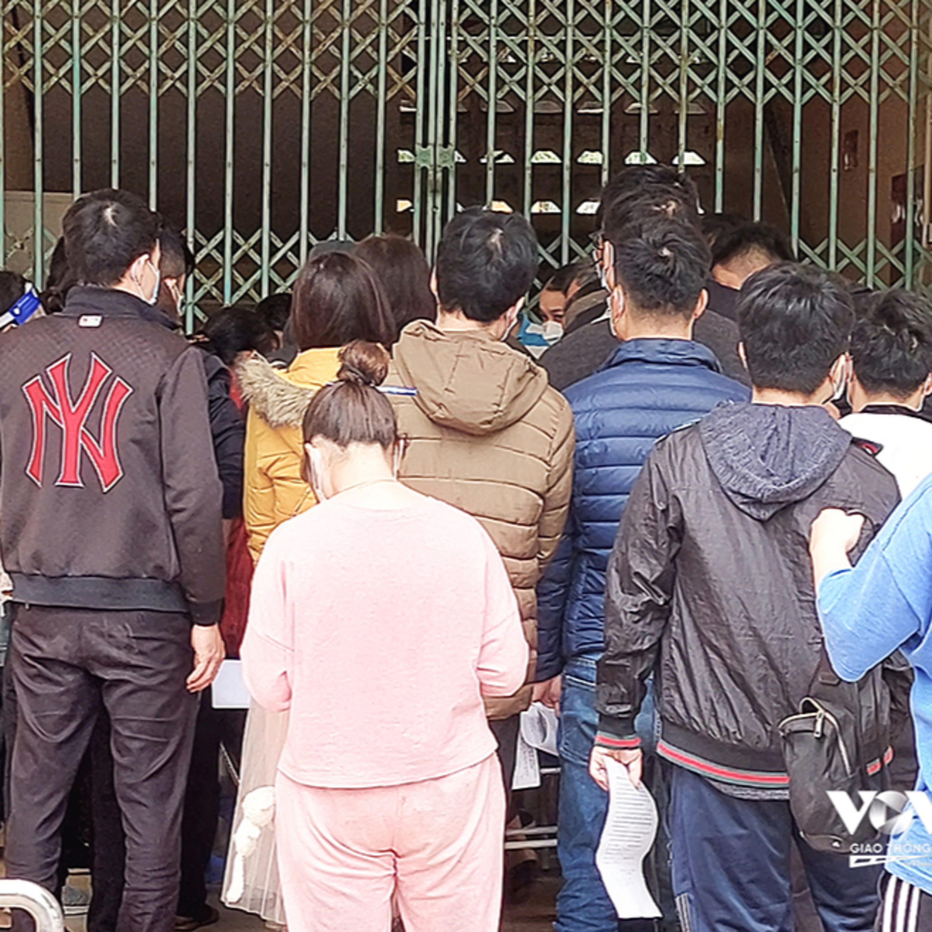 Tiêm đến mũi 3, công nghệ thông tin vẫn… đứng ngoài tiêm chủng