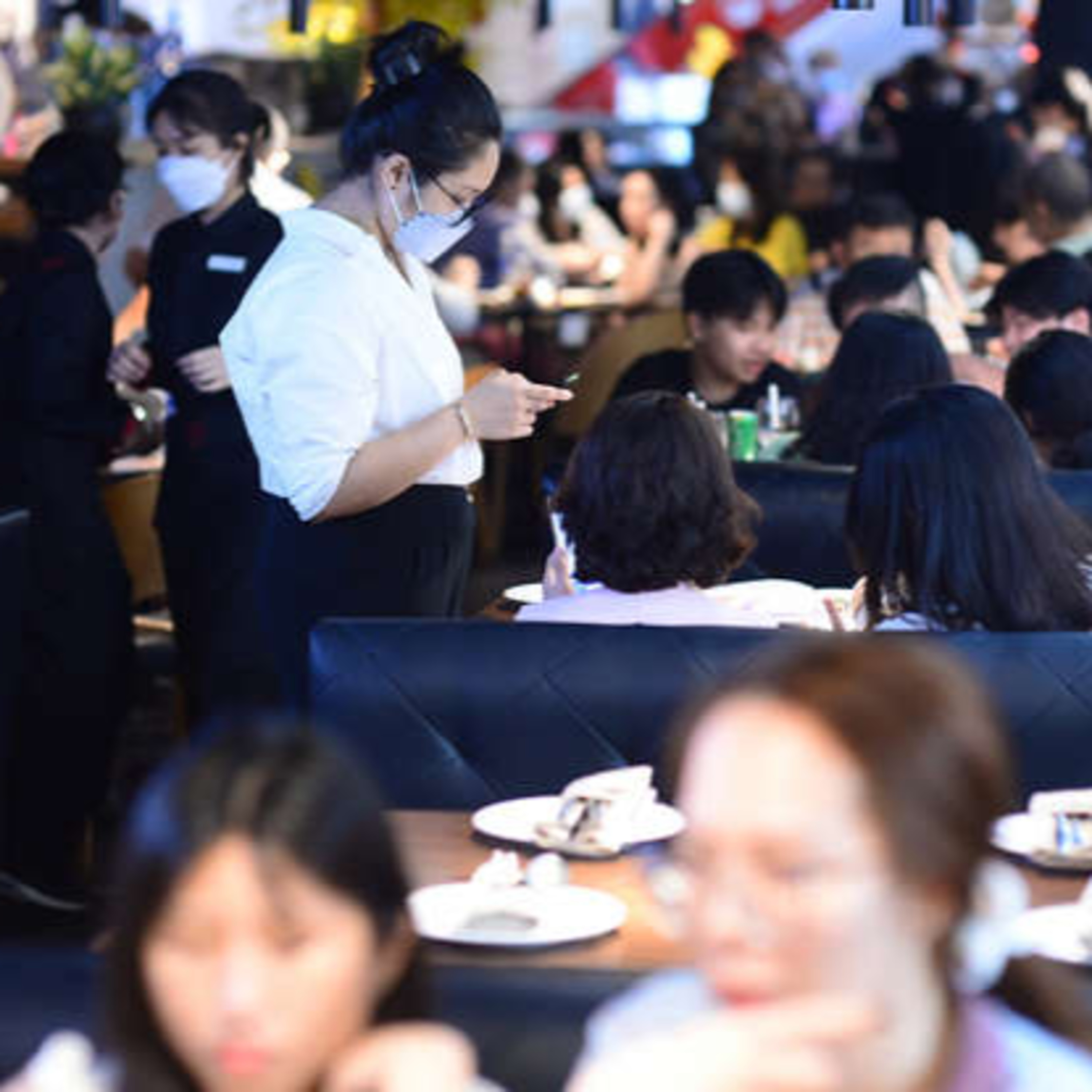 Dịch vụ ngày Tết: Lựa chọn ở chính khách hàng