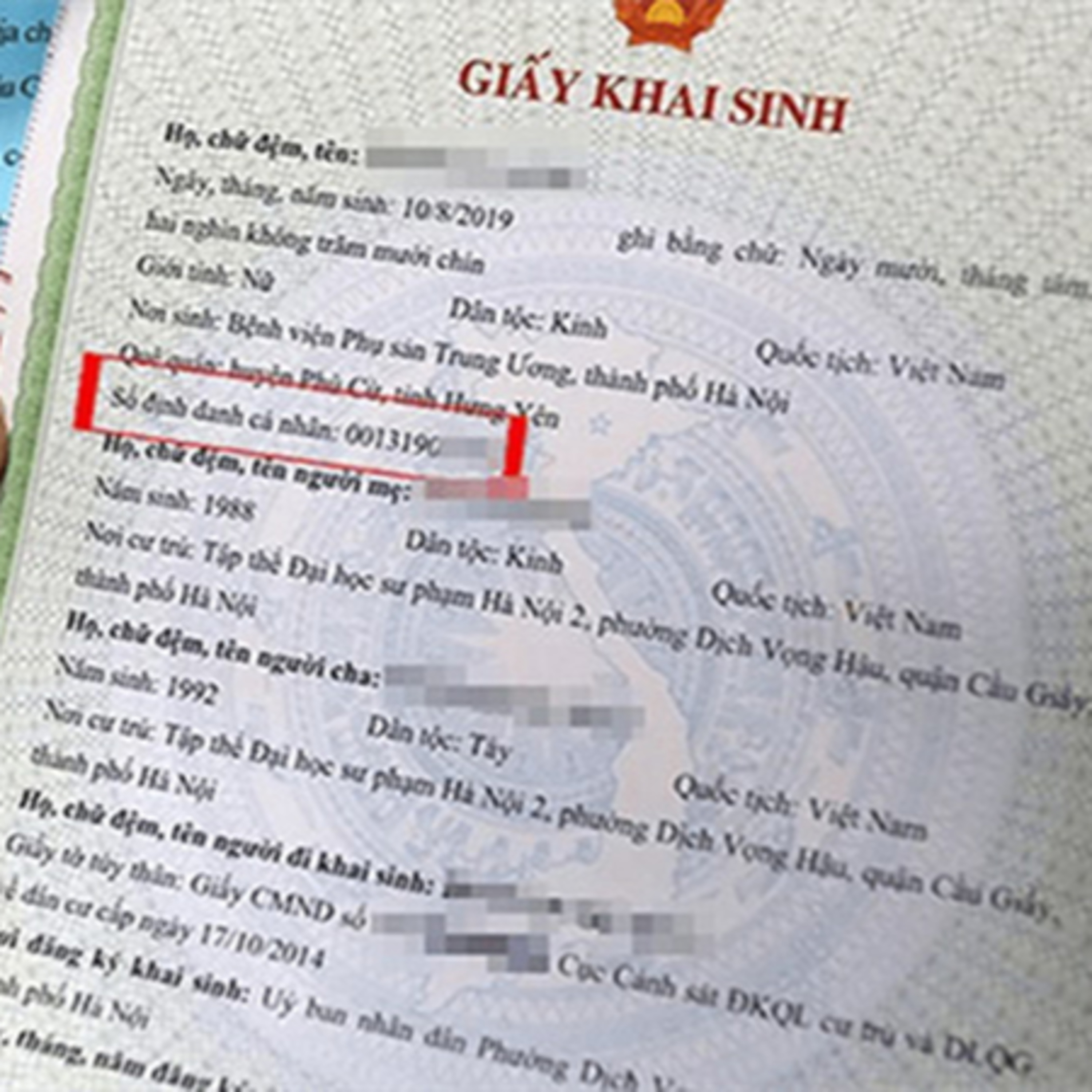 Đã có căn cước mới, phụ huynh vẫn phải nháo nhào đi xin mã định danh episode artwork