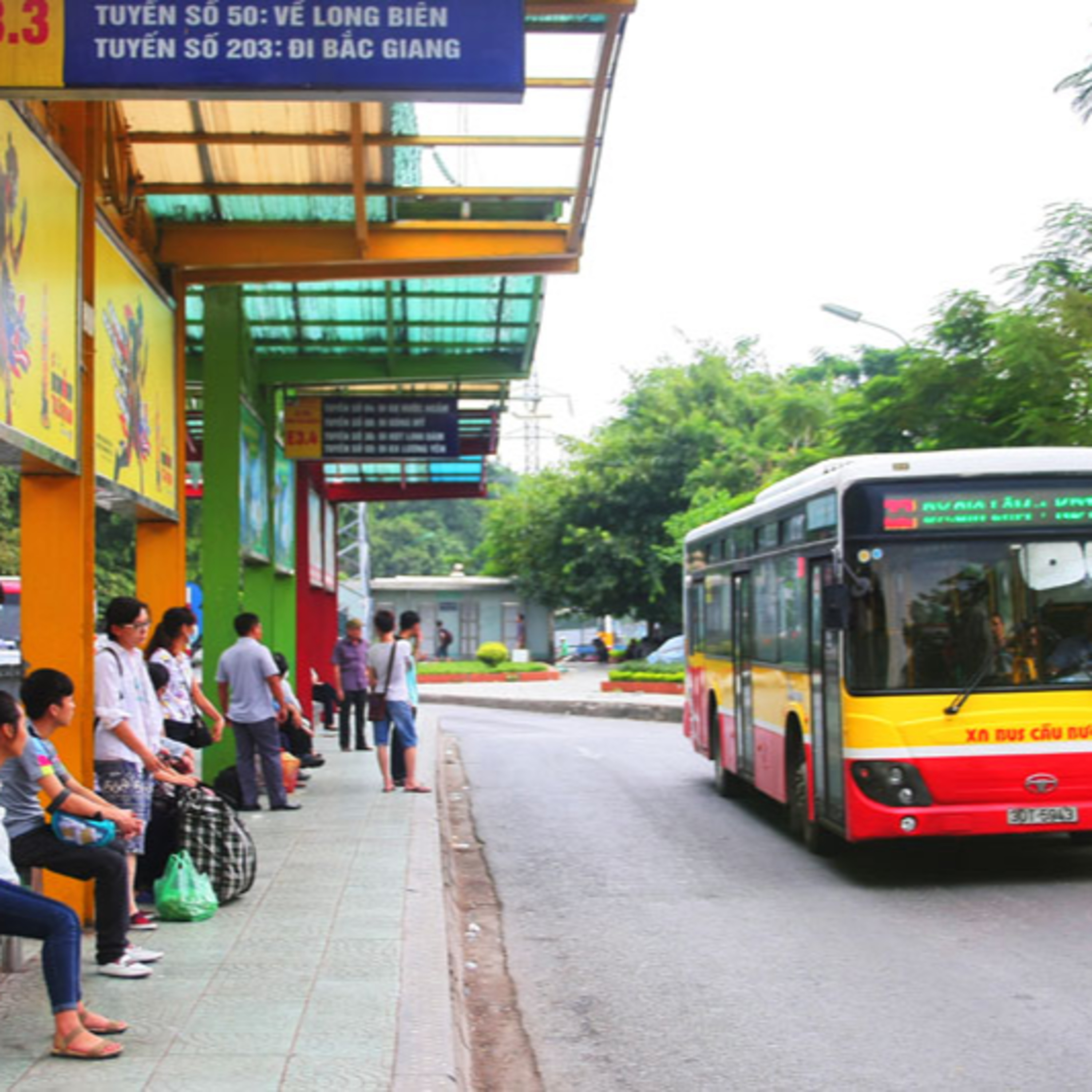 Hà Nội dự định bổ sung hàng ngàn điểm dừng xe buýt, coi chừng “lợi bất cập hại” episode artwork