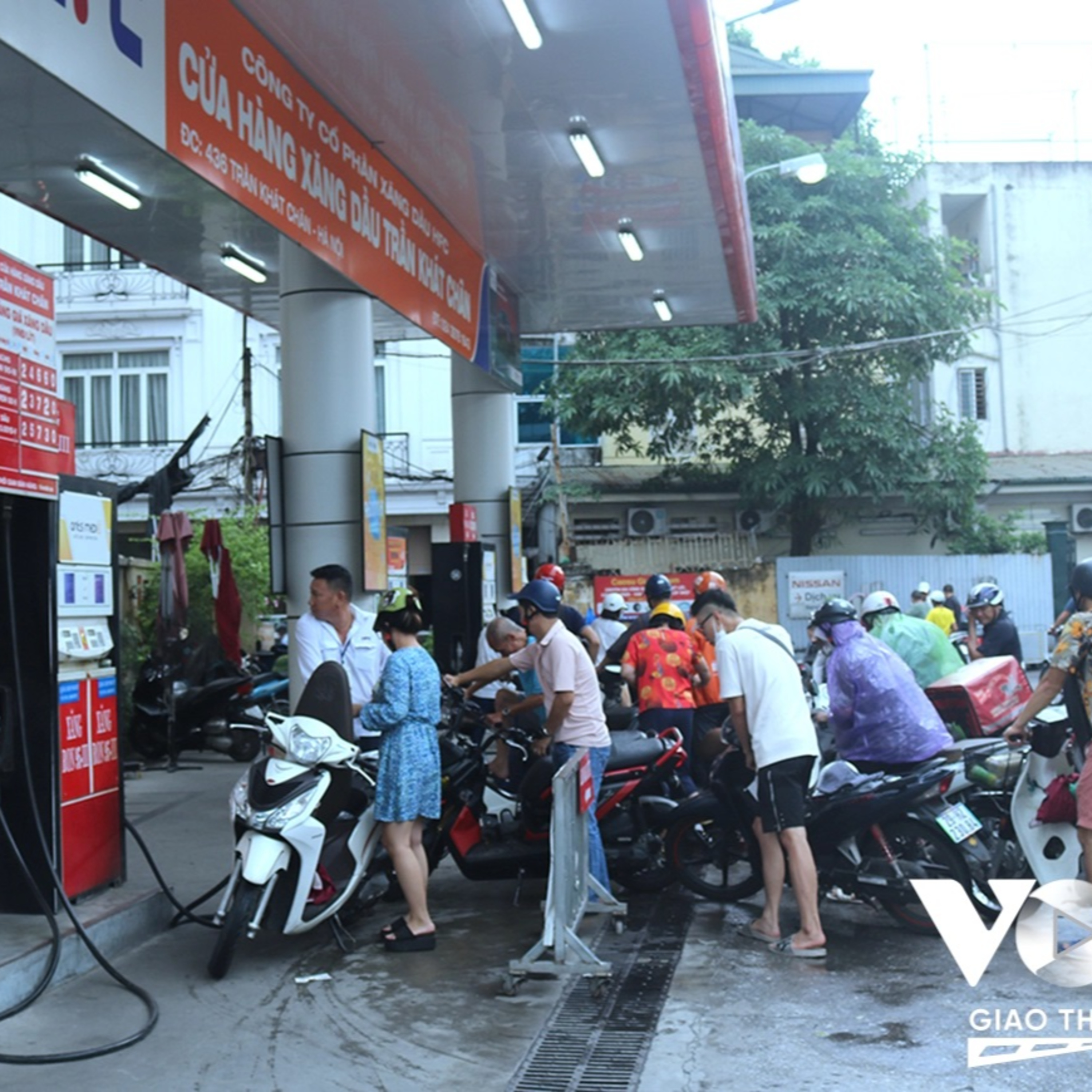 Mức chiết khấu trong kinh doanh xăng dầu: Ai quyết?