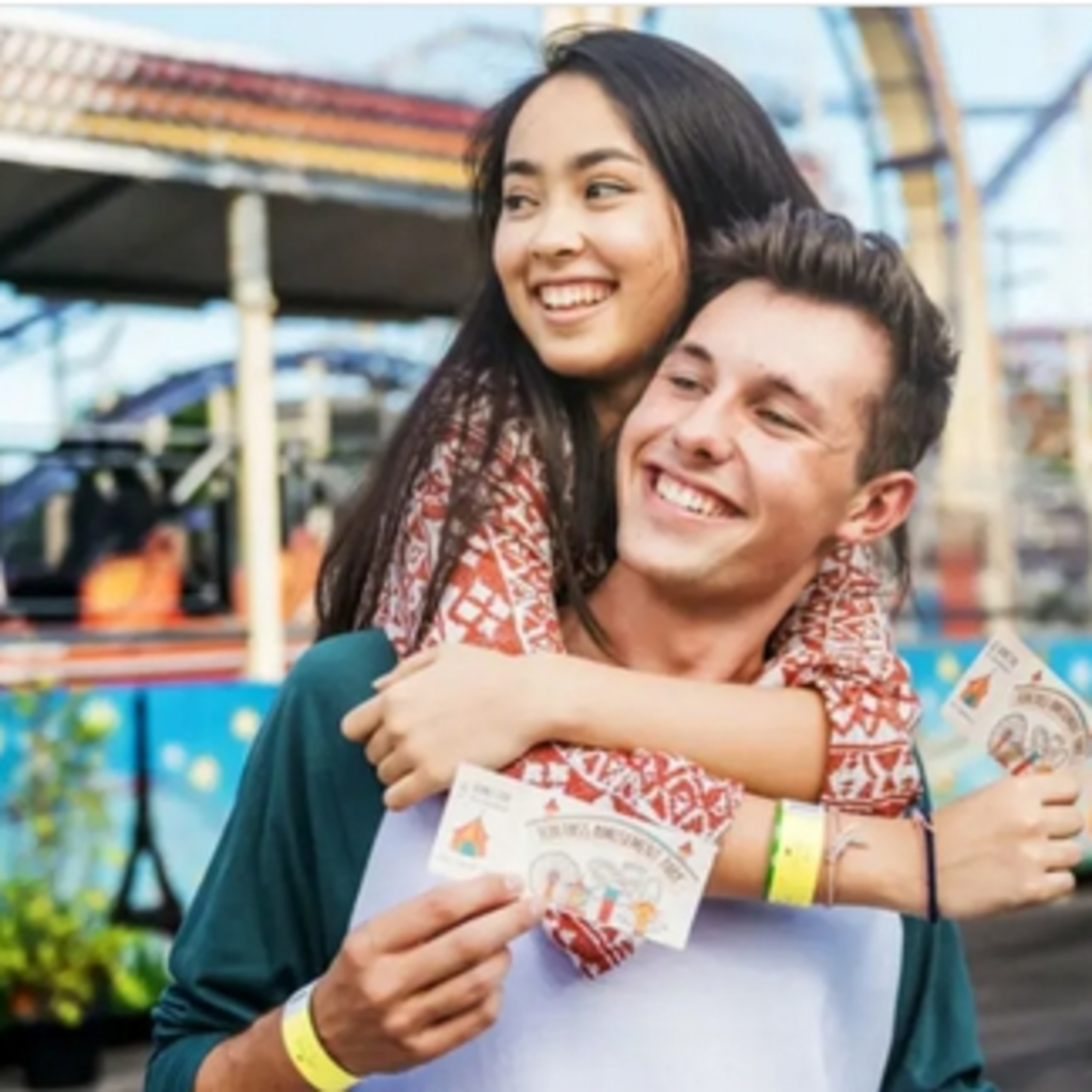 Từ điển thị dân: Trên tình bạn dưới tình yêu