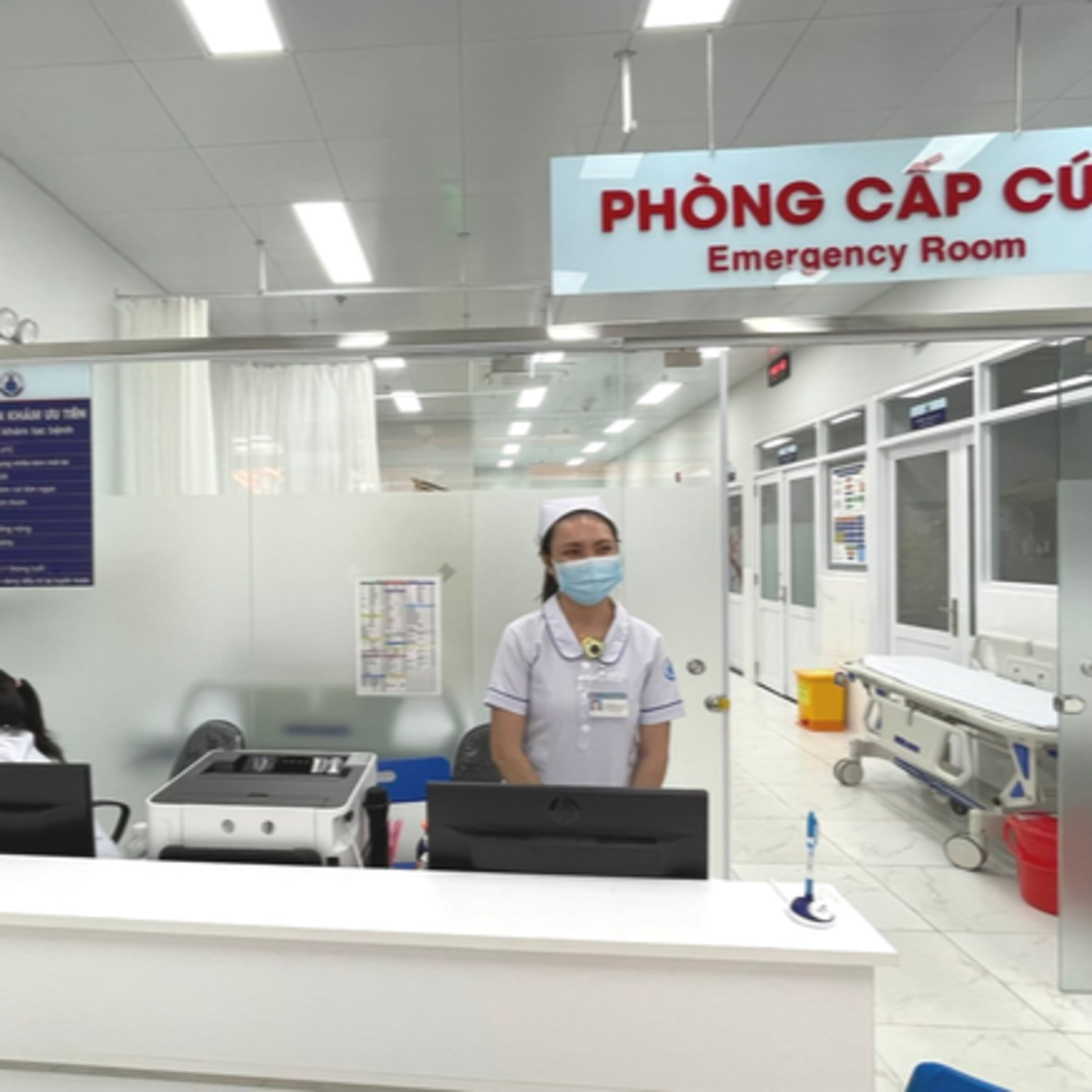 Lừa đảo chuyển tiền khi học sinh cấp cứu - Có trách nhiệm của nhà trường vì để lộ lọt thông tin episode artwork