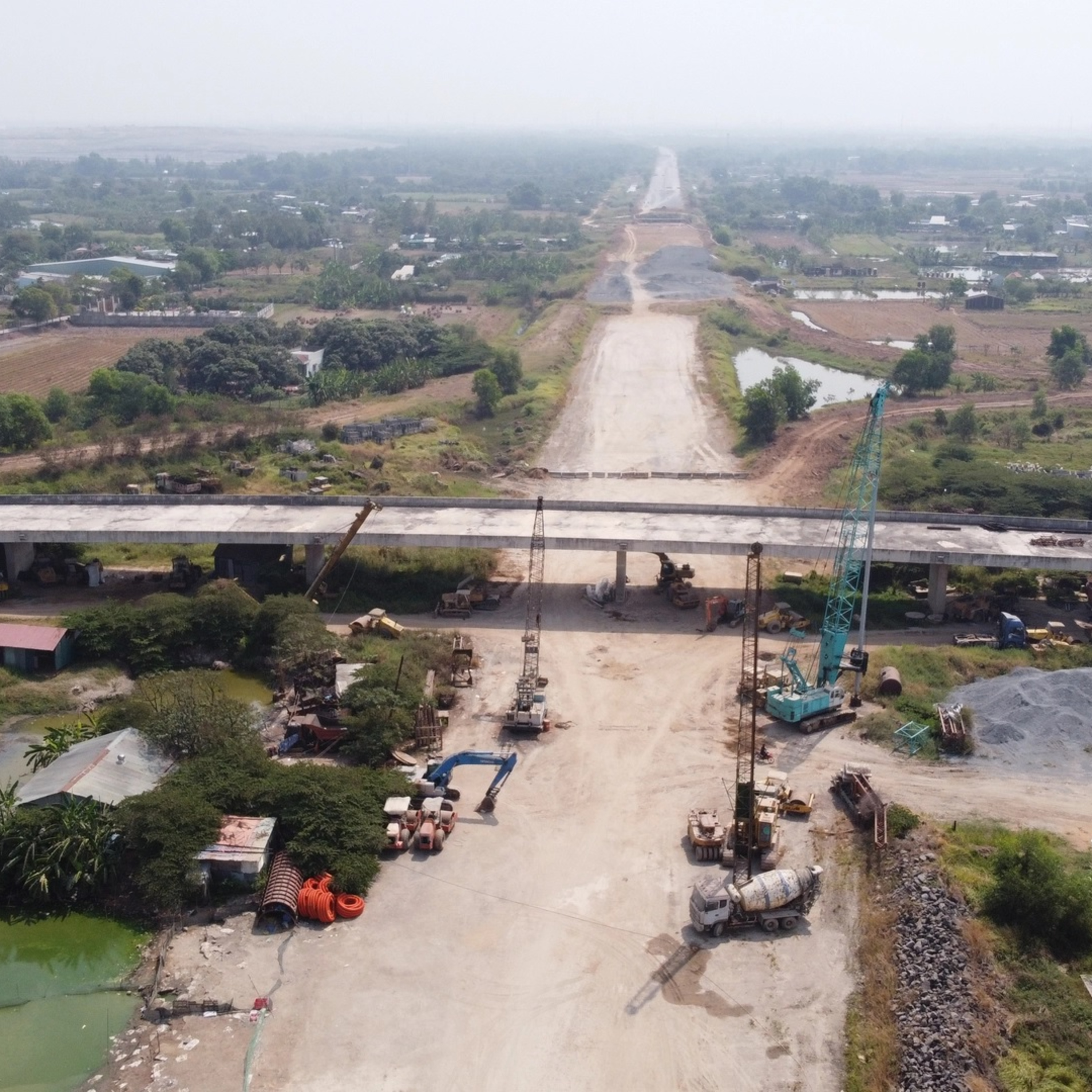 Kiên quyết nối lại thi công cao tốc Bến Lức – Long Thành, vướng chỗ nào Bộ Giao thông, Chính phủ lo chỗ đó episode artwork