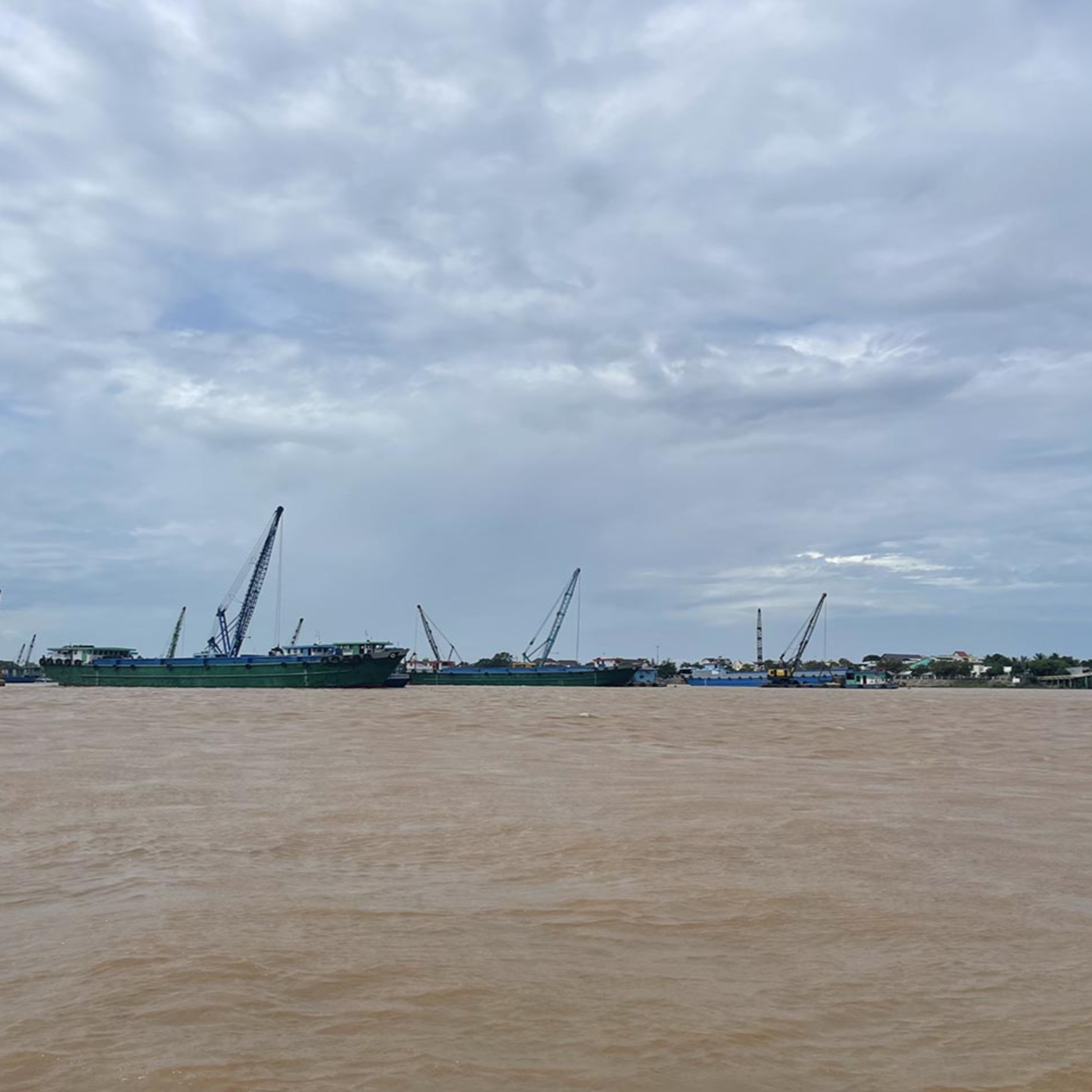 “Giải cơn khát” cát cho dự án cao tốc Đồng bằng sông Cửu Long
