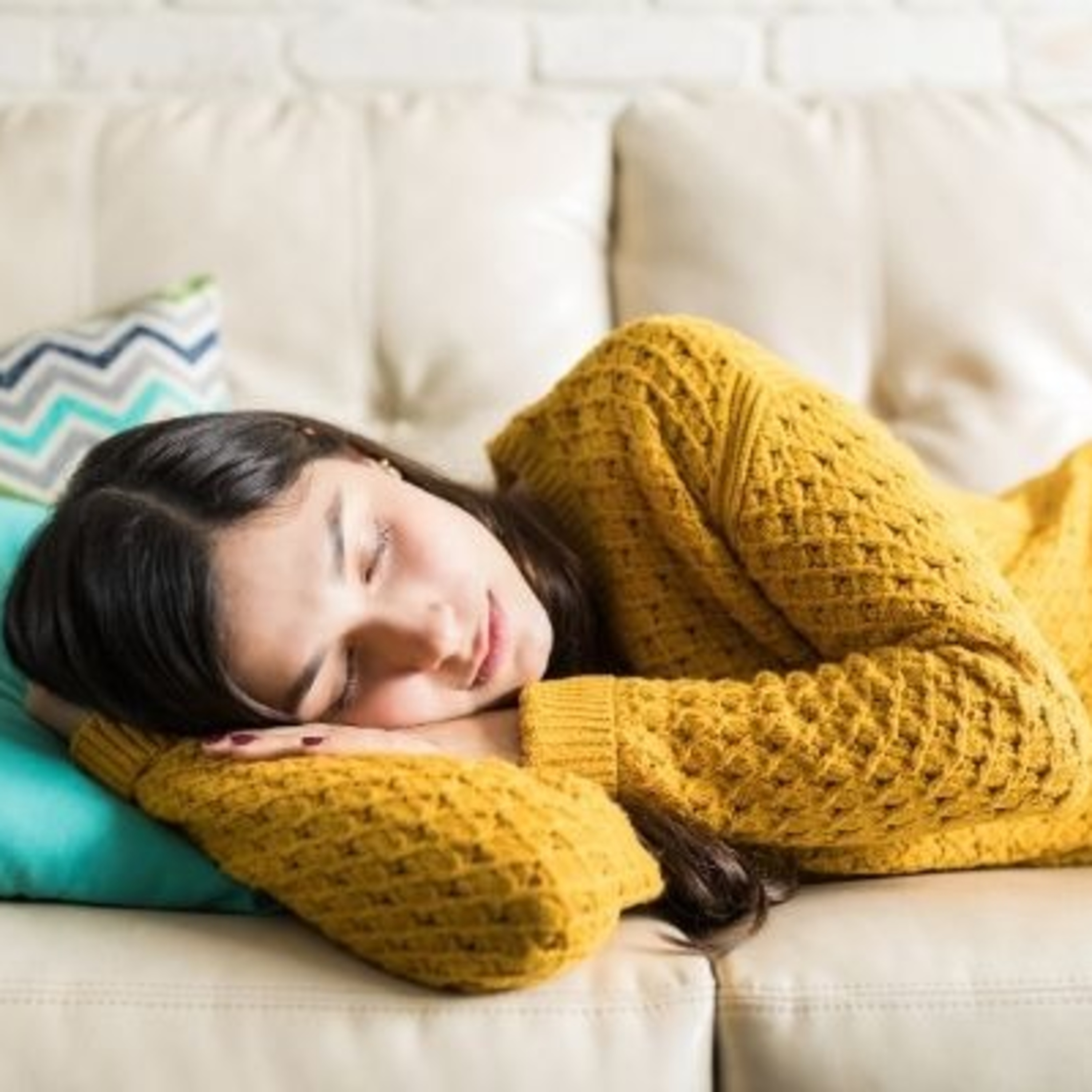 Siestas cortas: ¿Por qué la ciencia recomienda dormir entre 15 y 45 minutos? episode artwork