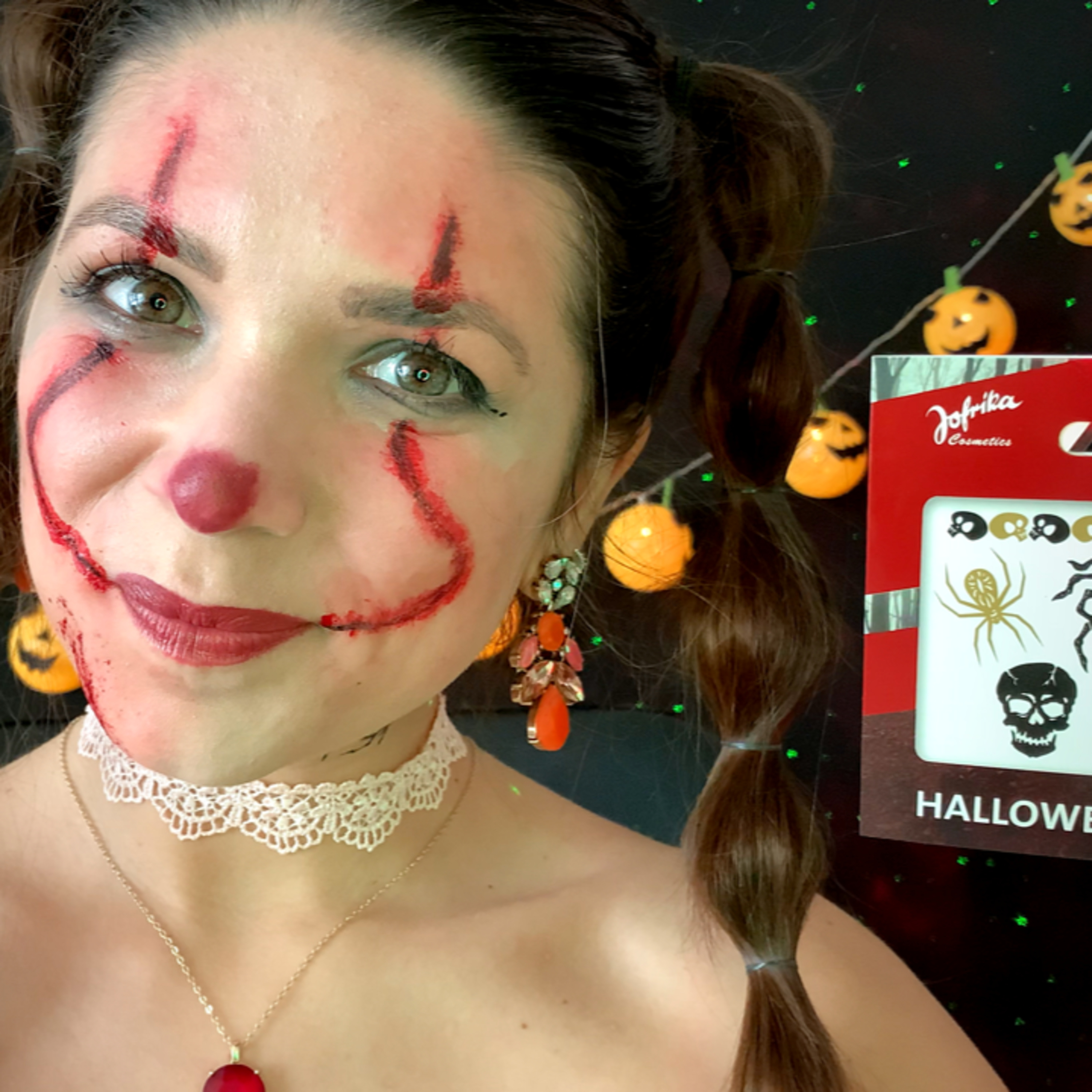 ASMR Doing Your Halloween Makeup 🍭🤡 (RP, Personal Attention, German/Deutsch) episode artwork