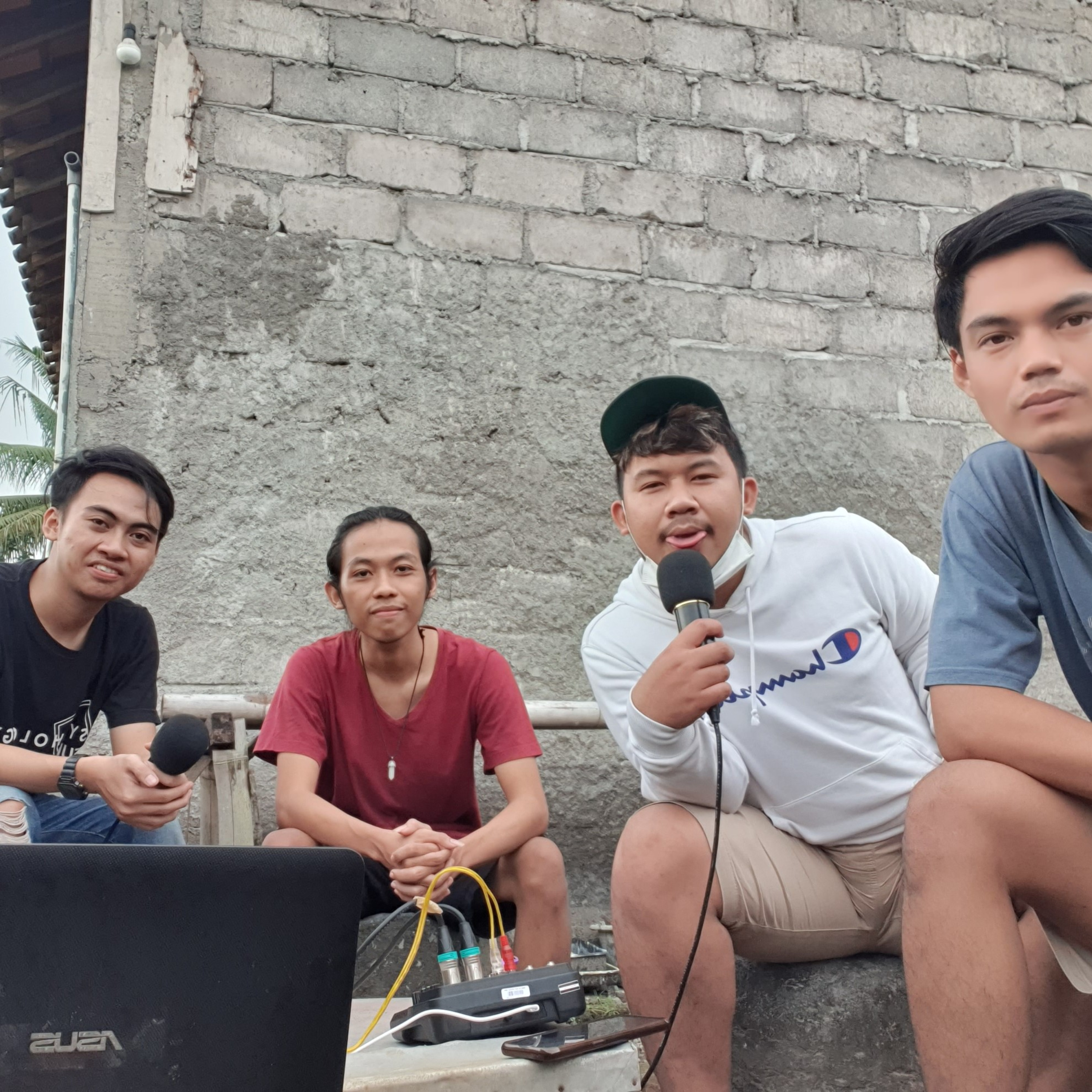 SAWANG SINAWANG episode artwork