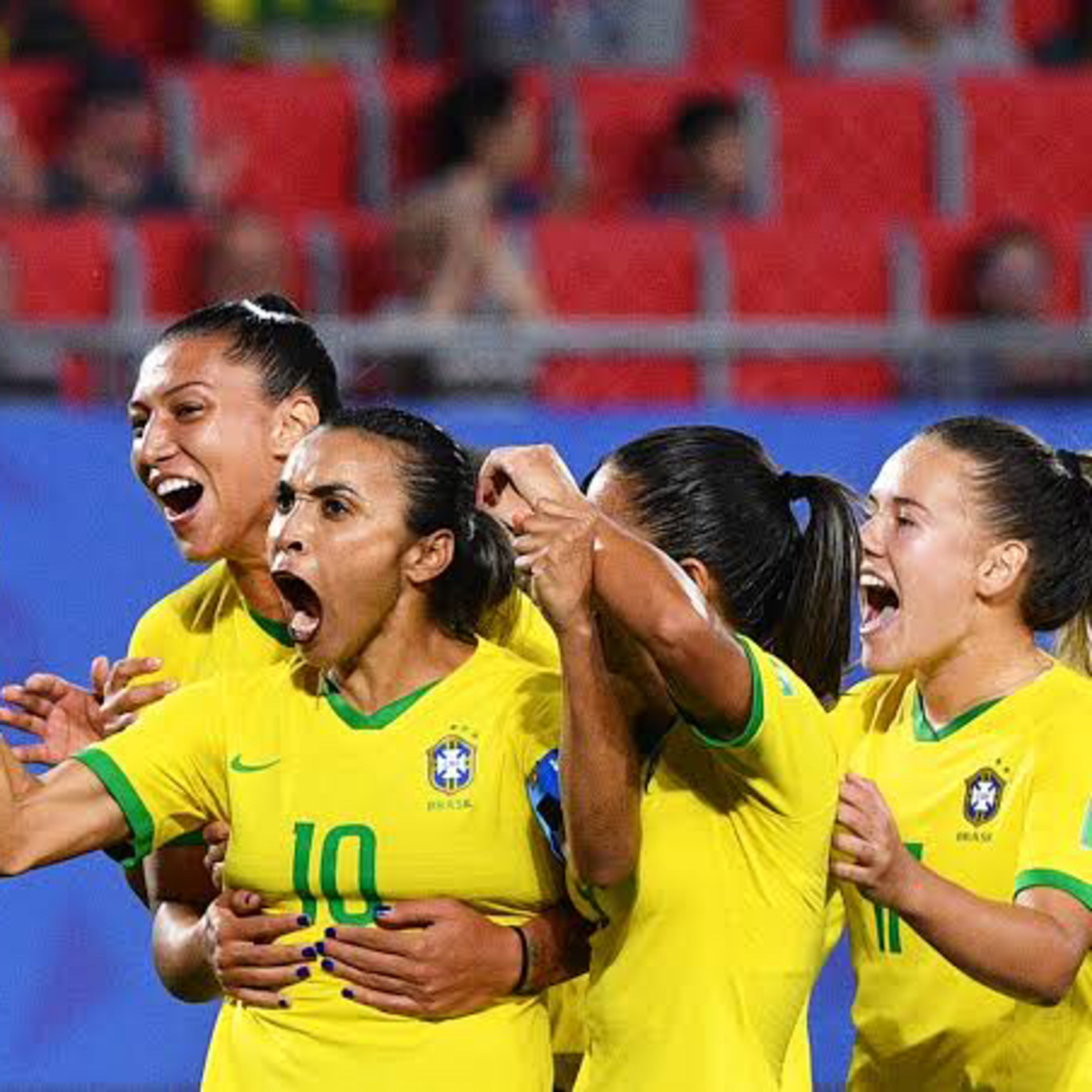 Resenha de Mulheres