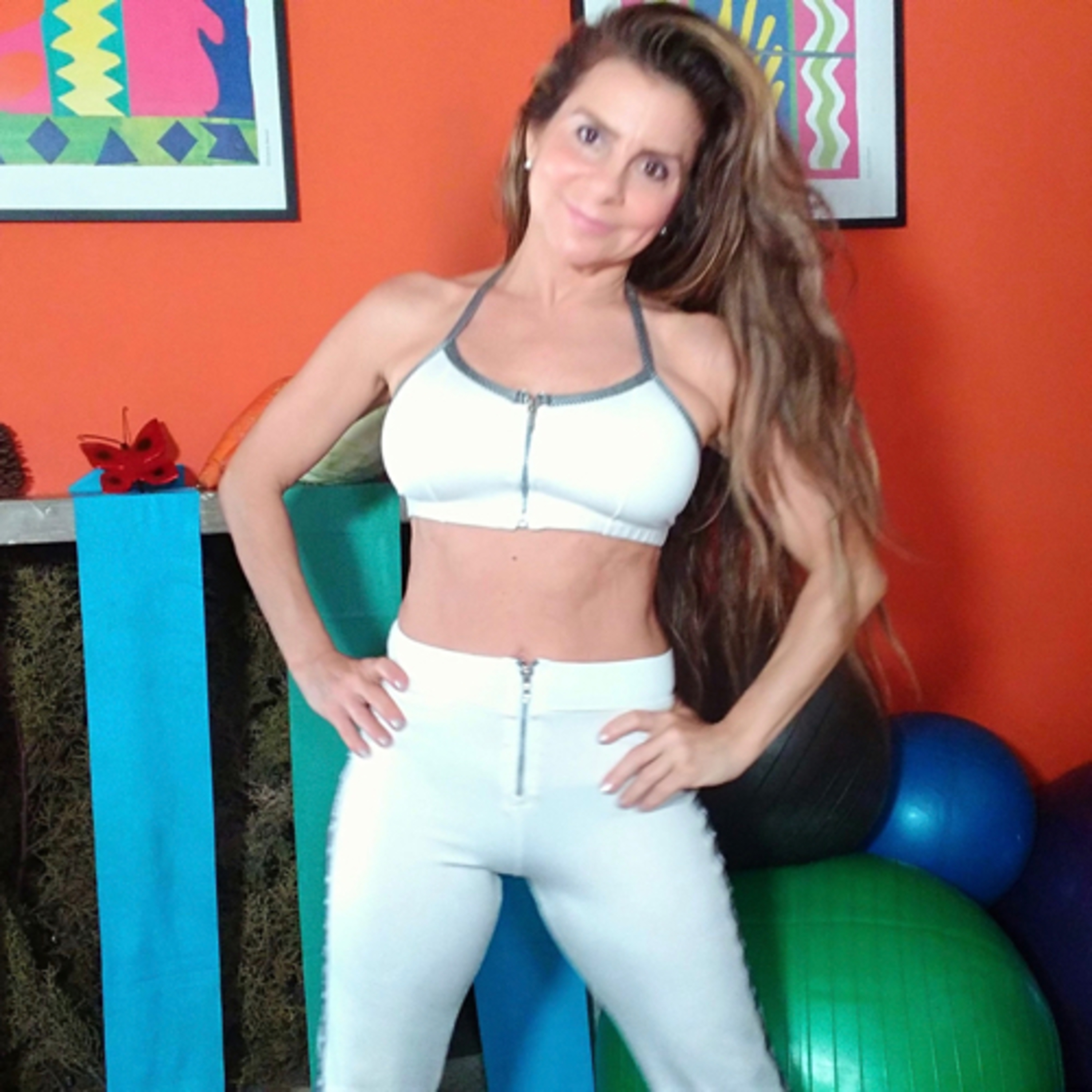 🎉DESIGN YOUR BODY 💪🏼🍌3 PROFOUND WAYS TO DO IT AND 💖BE BODY SMART 💜🦋 episode artwork