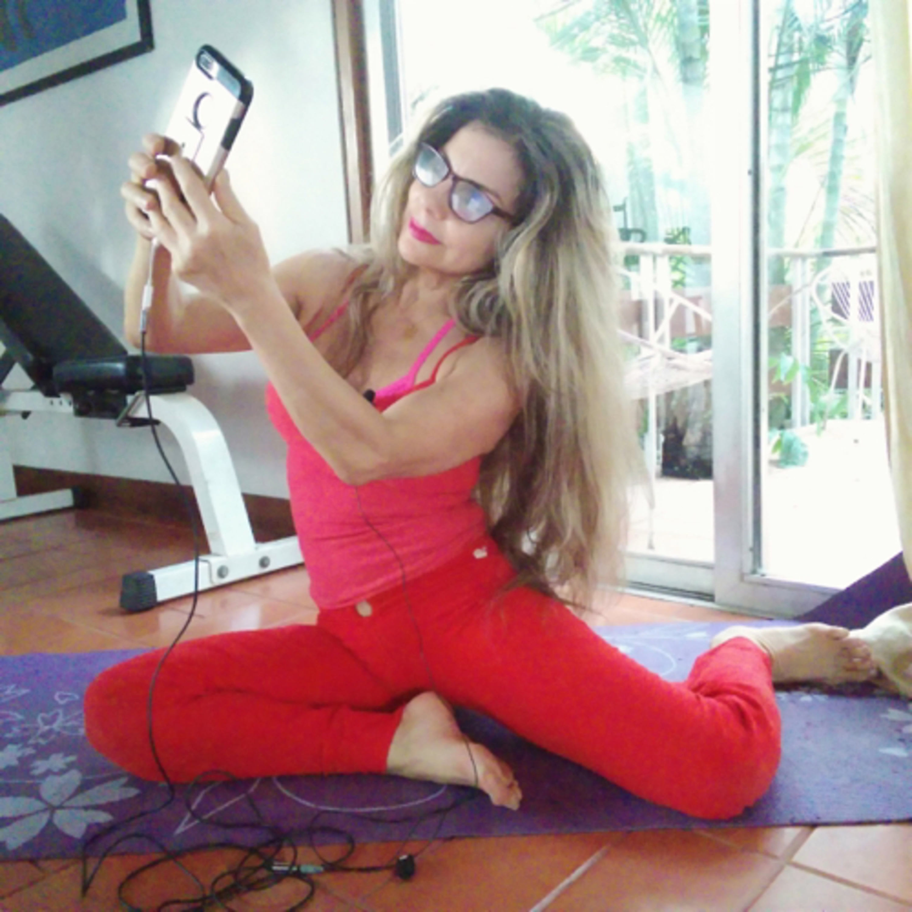 🍓The Happy Gut Brain 🧠 Club☀️ Master Your High Vibe, Body, Mood and Health from the INSIDE Out 💪🥑