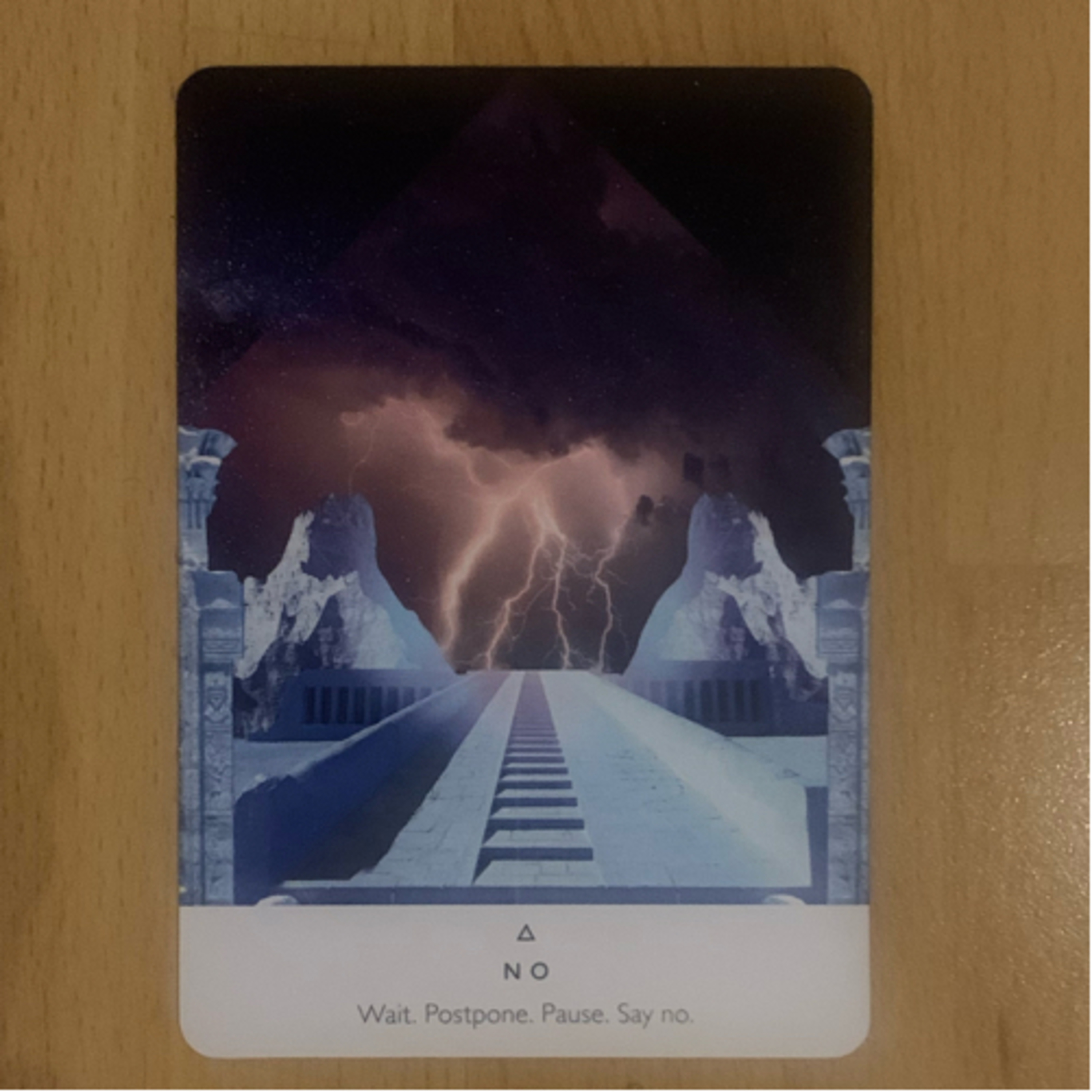 Daily tarot & oracle cards 😊