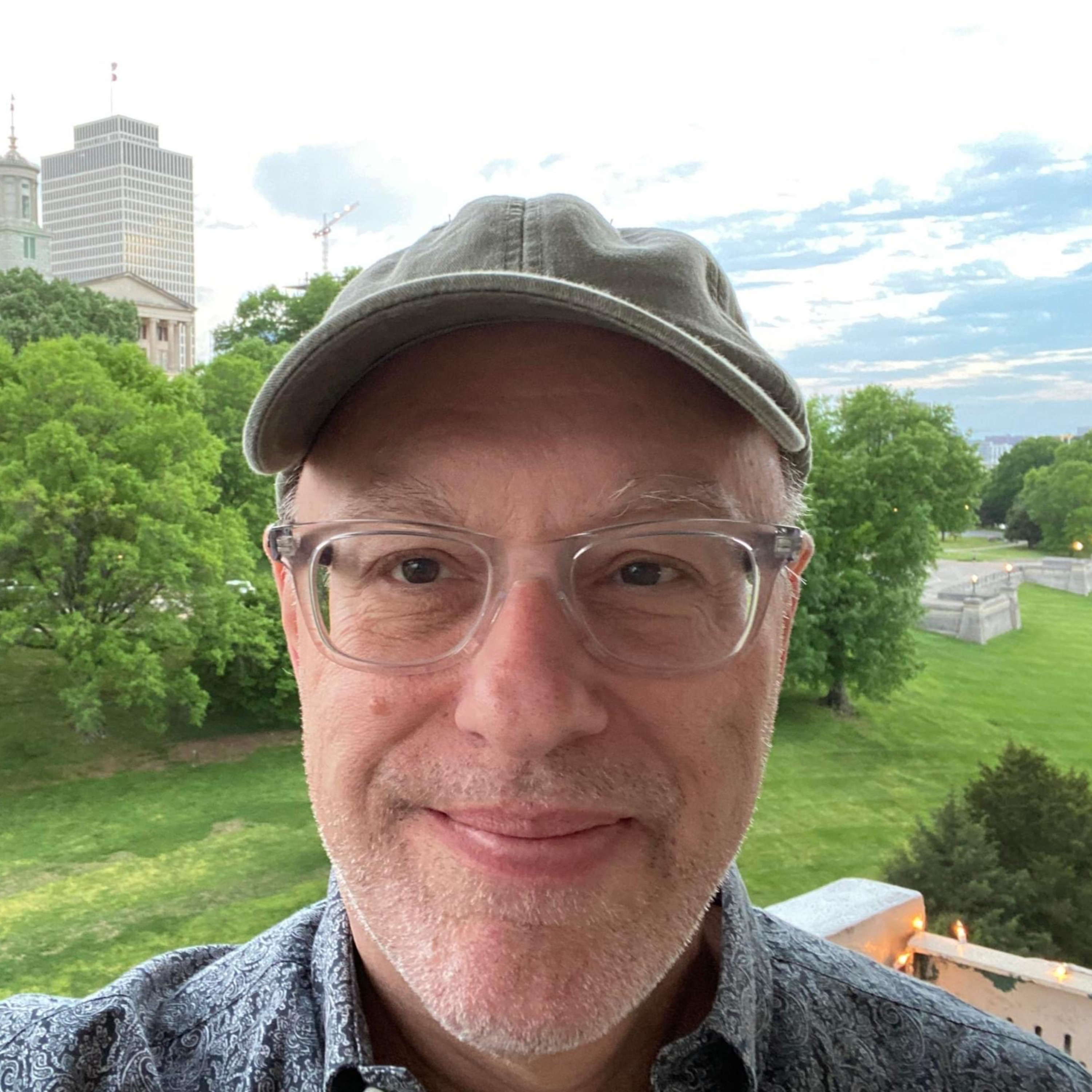 Music Journalism Matters 101: What Musicians (and Everyone Else) Should Know About Reviewers & Reviewing - with Philip Booth, Kurt Loft & Ray Roa
