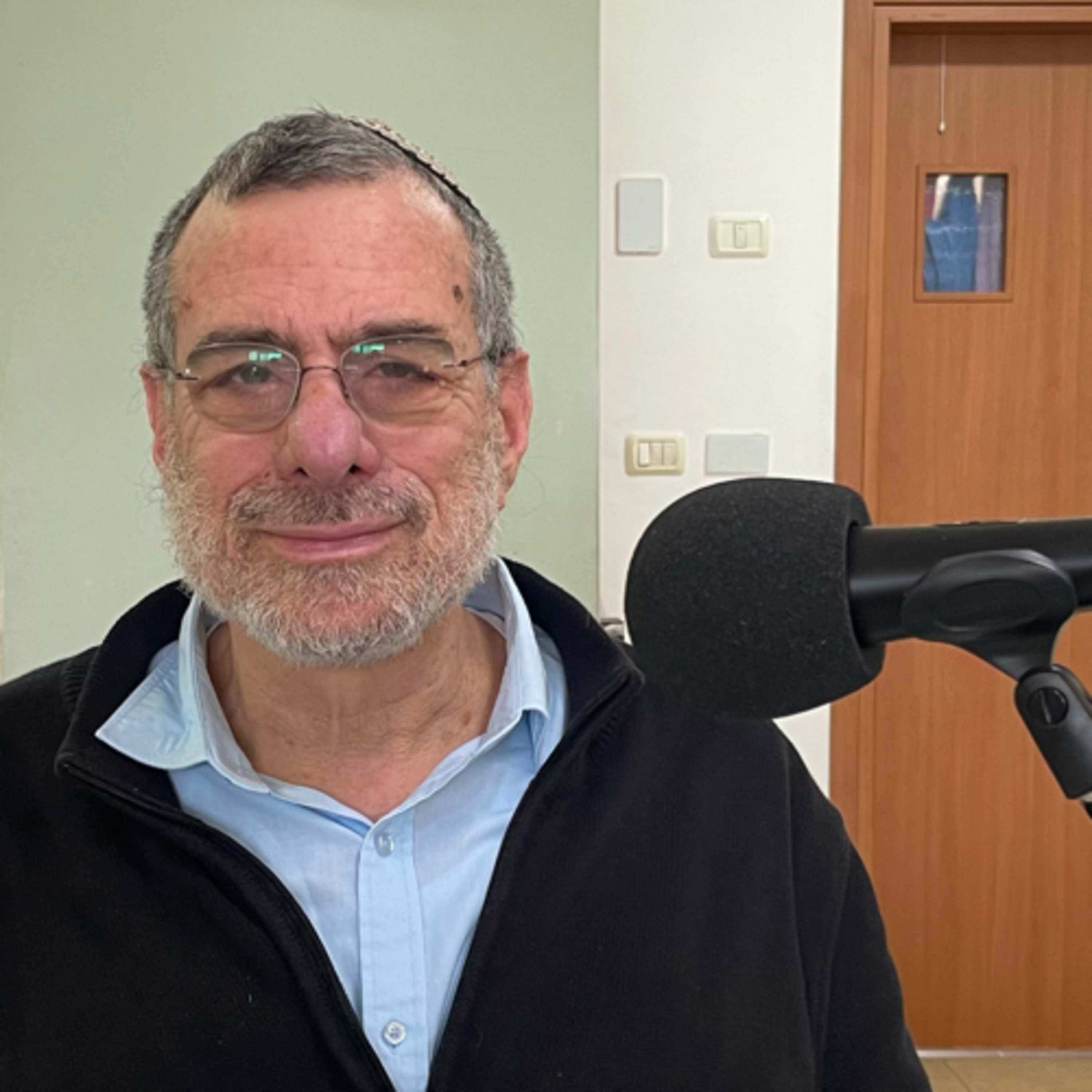 יעקב שפירא- סיפור משפחתי episode artwork
